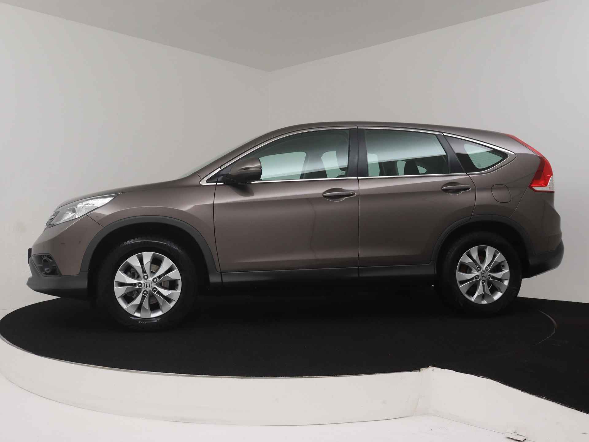 Honda CR-V 2.0 AWD Elegance Limited | Navigatie | Trekhaak | Parkeersensoren voor en achter | Camera - 4/37