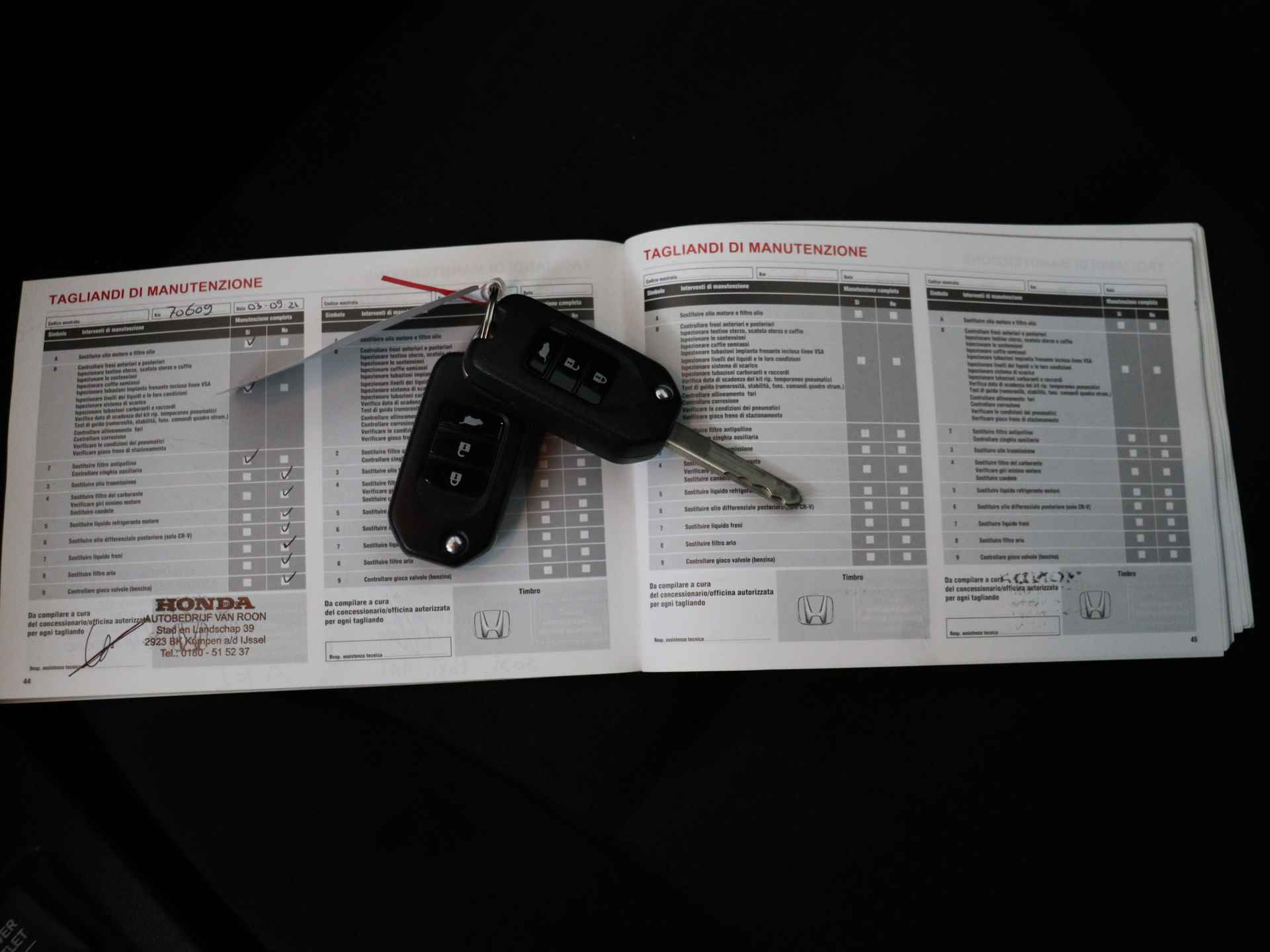 Honda CR-V 2.0 AWD Elegance Limited | Navigatie | Trekhaak | Parkeersensoren voor en achter | Camera - 14/37