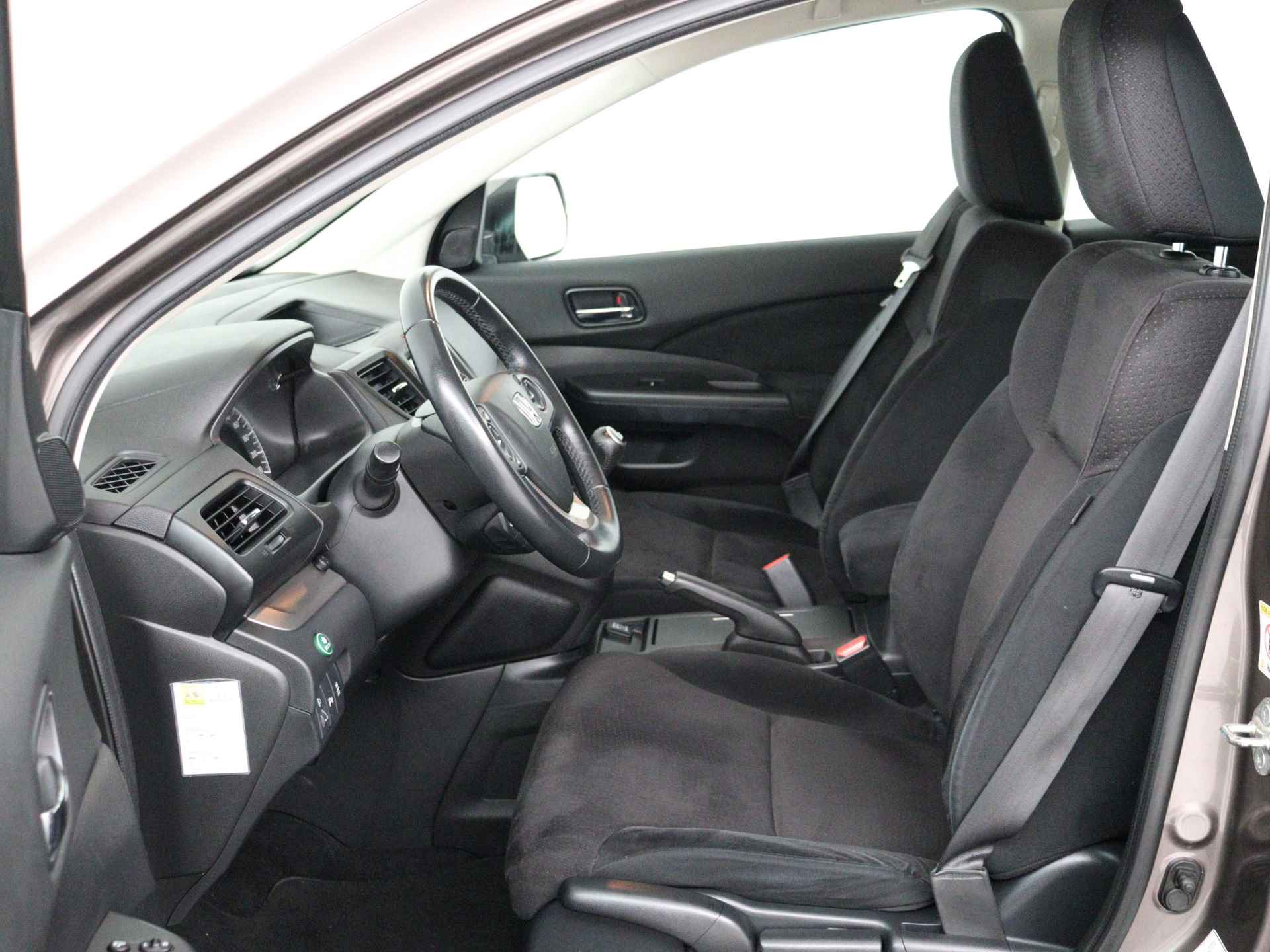 Honda CR-V 2.0 AWD Elegance Limited | Navigatie | Trekhaak | Parkeersensoren voor en achter | Camera - 18/37