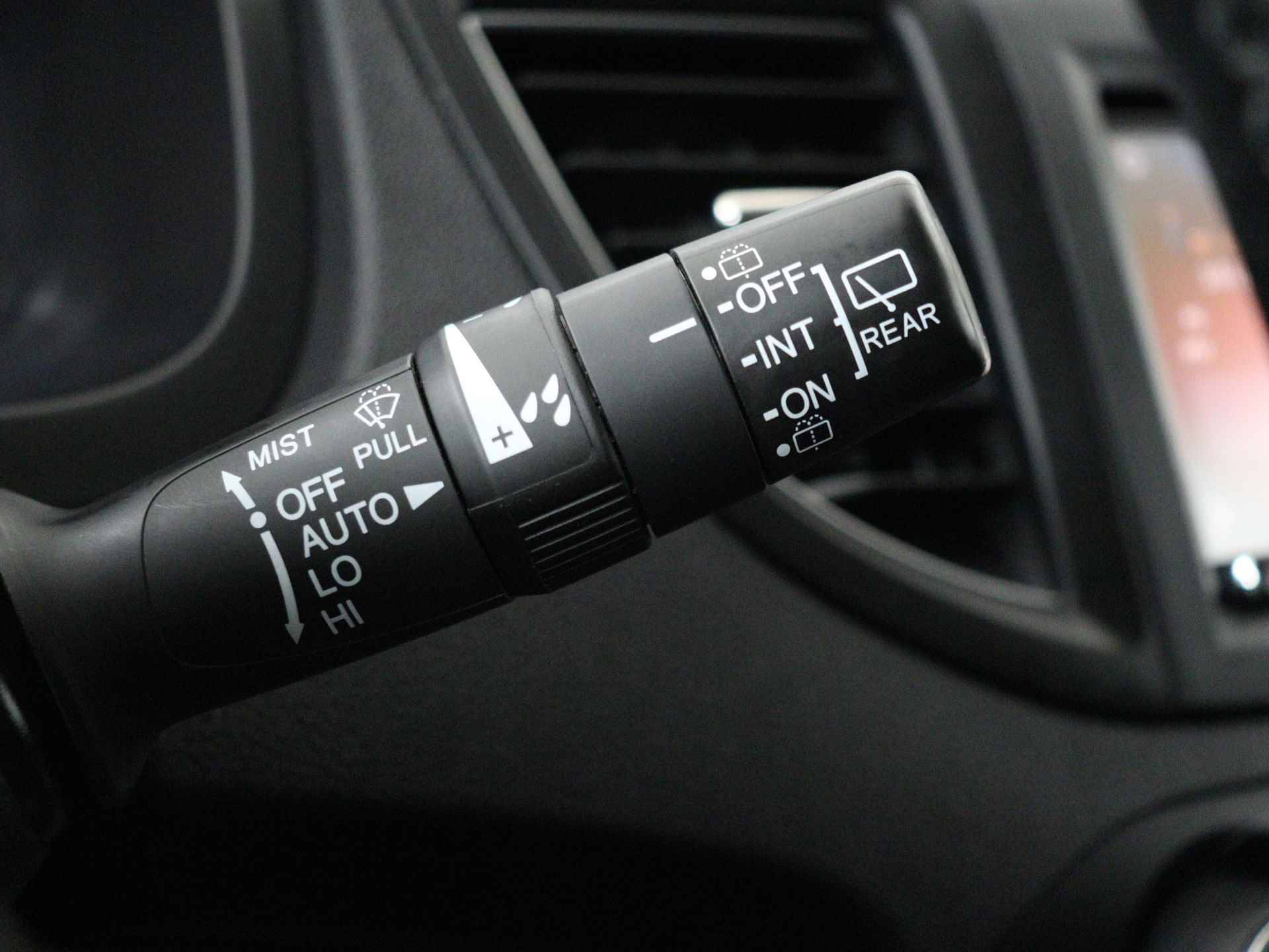 Honda CR-V 2.0 AWD Elegance Limited | Navigatie | Trekhaak | Parkeersensoren voor en achter | Camera - 23/37