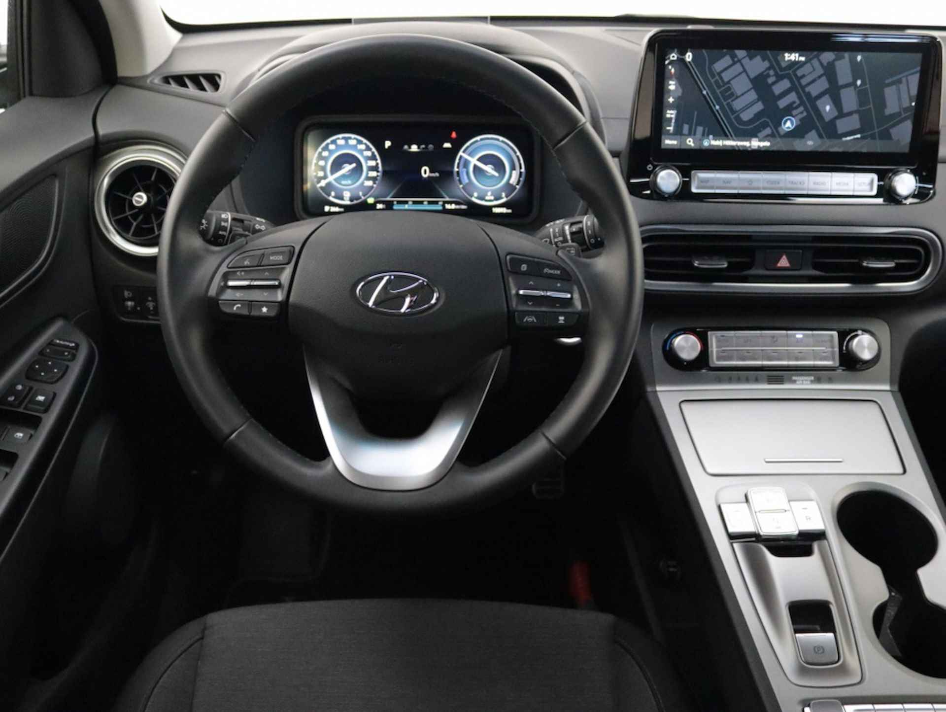 Hyundai Kona EV Fashion 64 kWh | 2.000 SUBSIDIE | Navigatie - 4/36