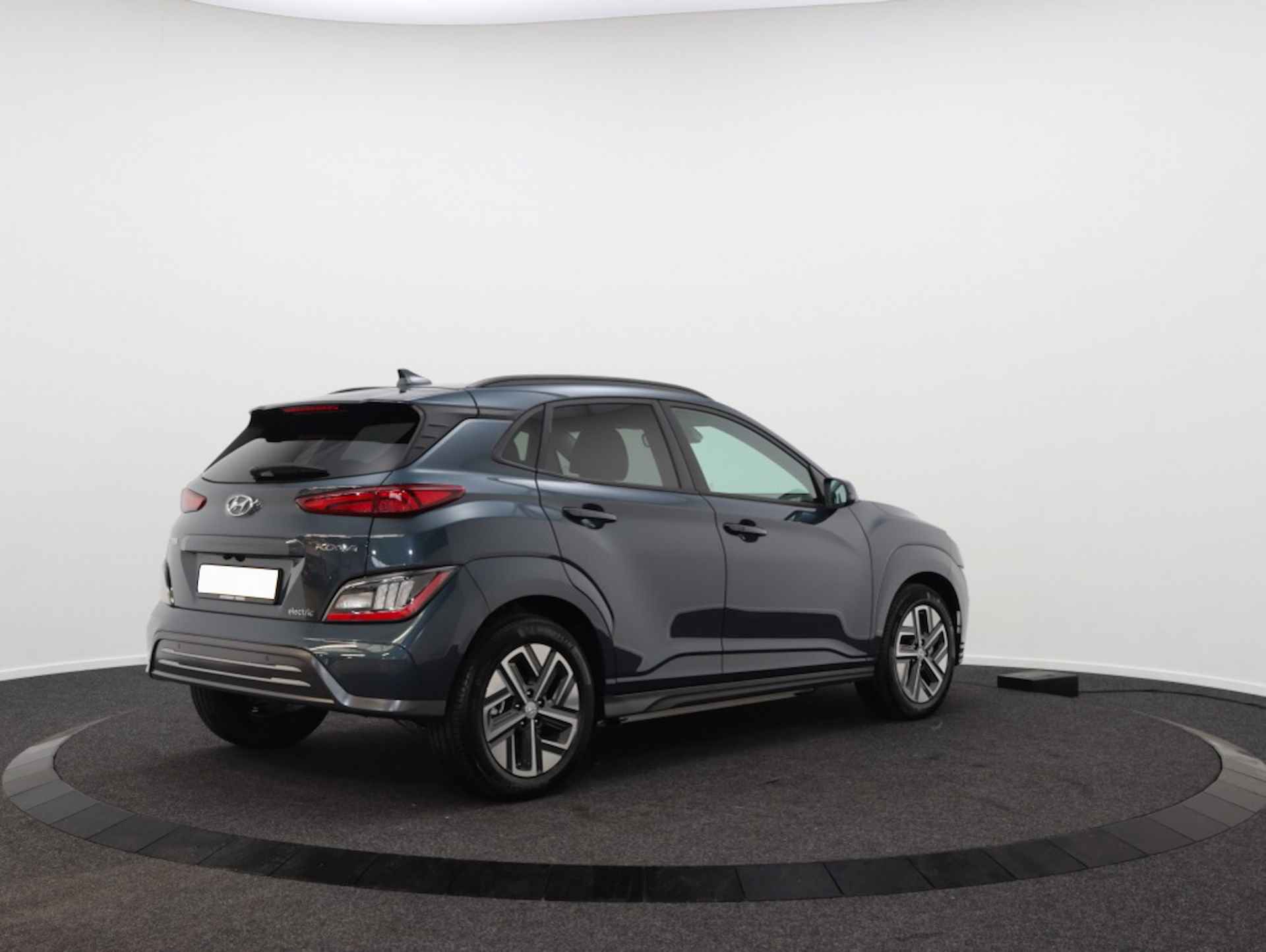 Hyundai Kona EV Fashion 64 kWh | 2.000 SUBSIDIE | Navigatie - 8/36
