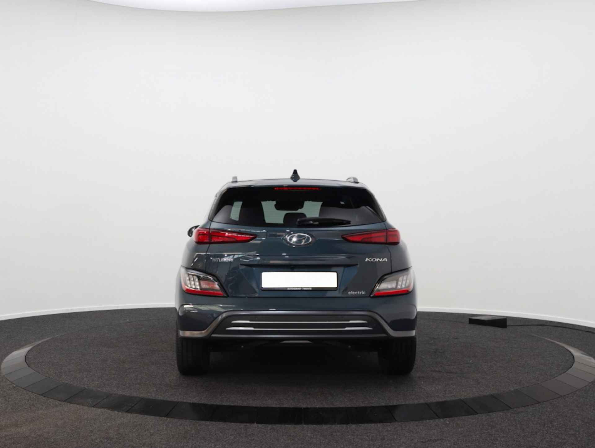 Hyundai Kona EV Fashion 64 kWh | 2.000 SUBSIDIE | Navigatie - 9/36