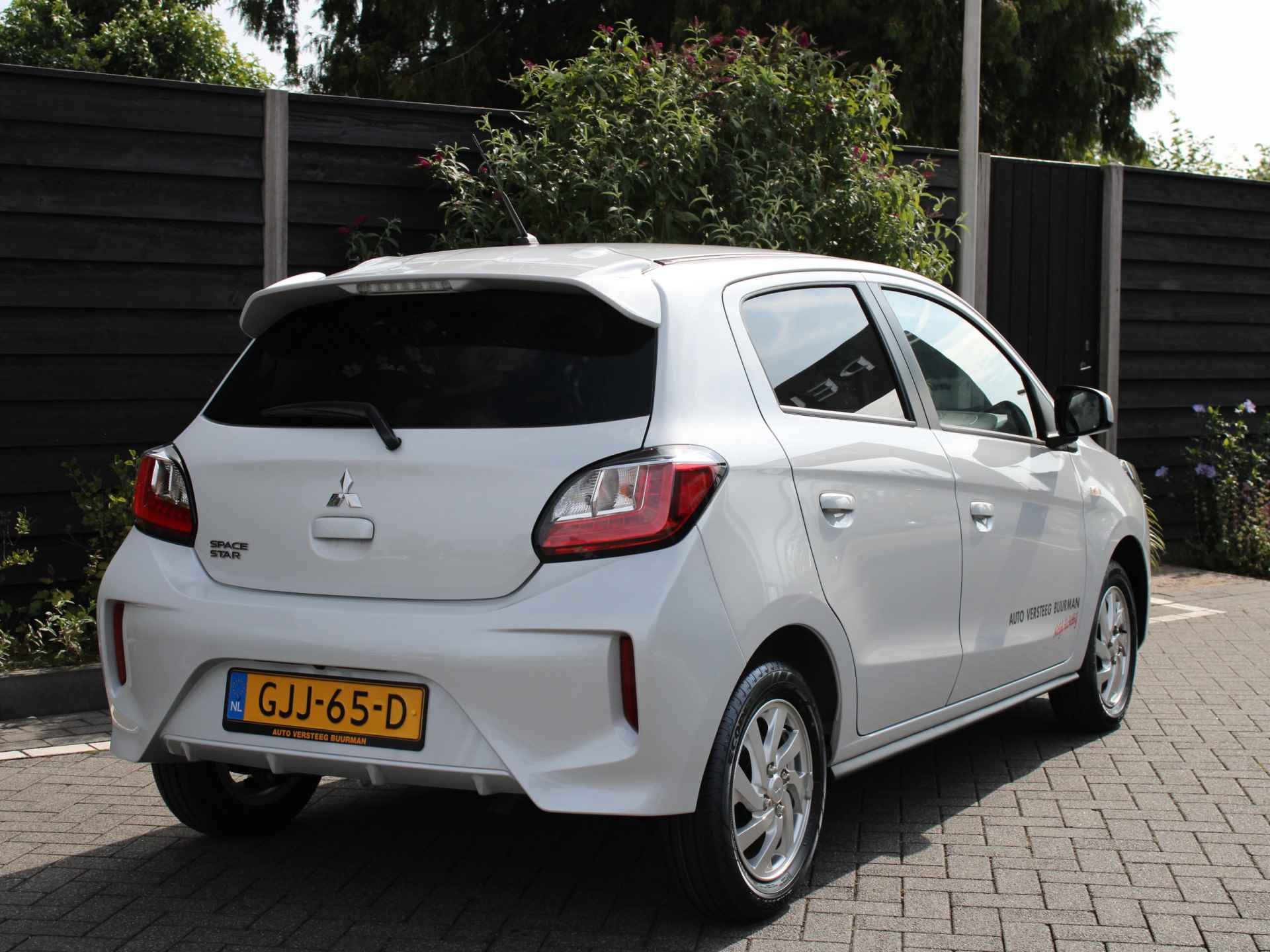 Mitsubishi Space Star 1.2 Dynamic 5DRS Automaat Cruise-Climate control,  Apple Carplay/Android auto, Lichtmetalen velgen, Achteruitrij camera - 9/39