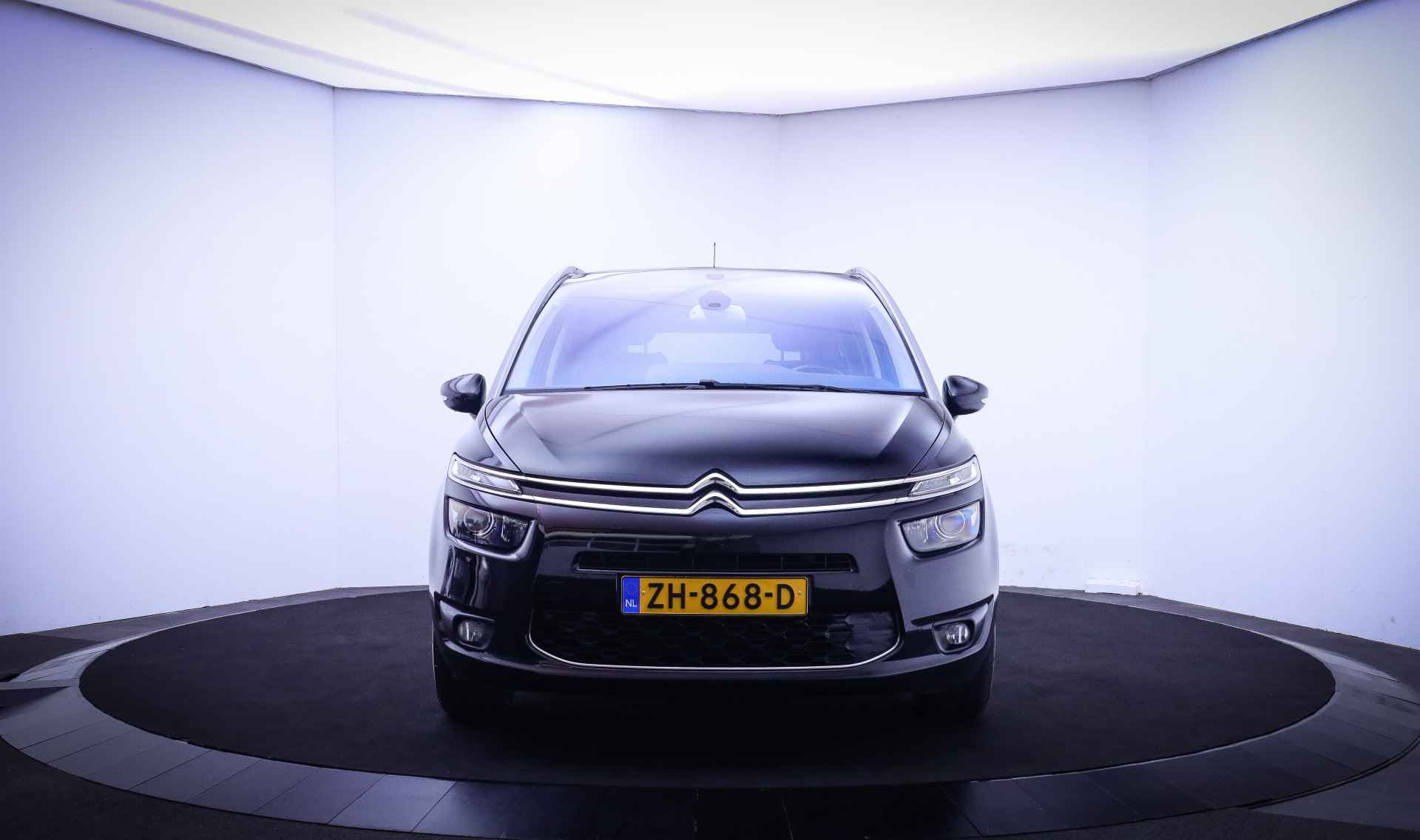 Citroën Grand C4 Picasso 1.2 T 7Pers EXCLUSIVE PANO/CAMERA/NAVI/CLIMA/CRUISE/PDC/AFN TREKHAAK/ELEK KLEP/LMV - 2/28