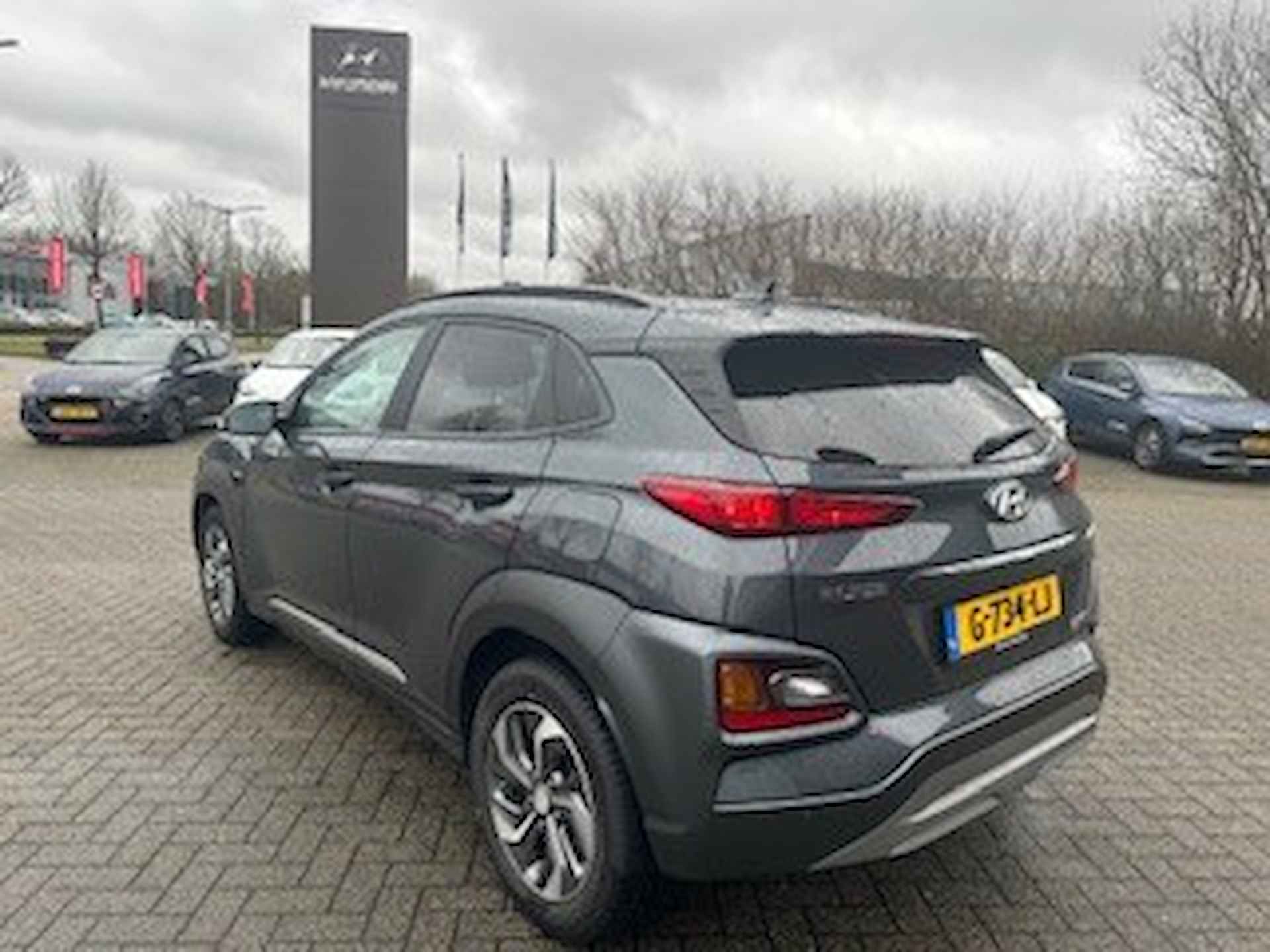 HYUNDAI Kona GDI 105pk HEV 2WD Aut. Fashion - 7/14