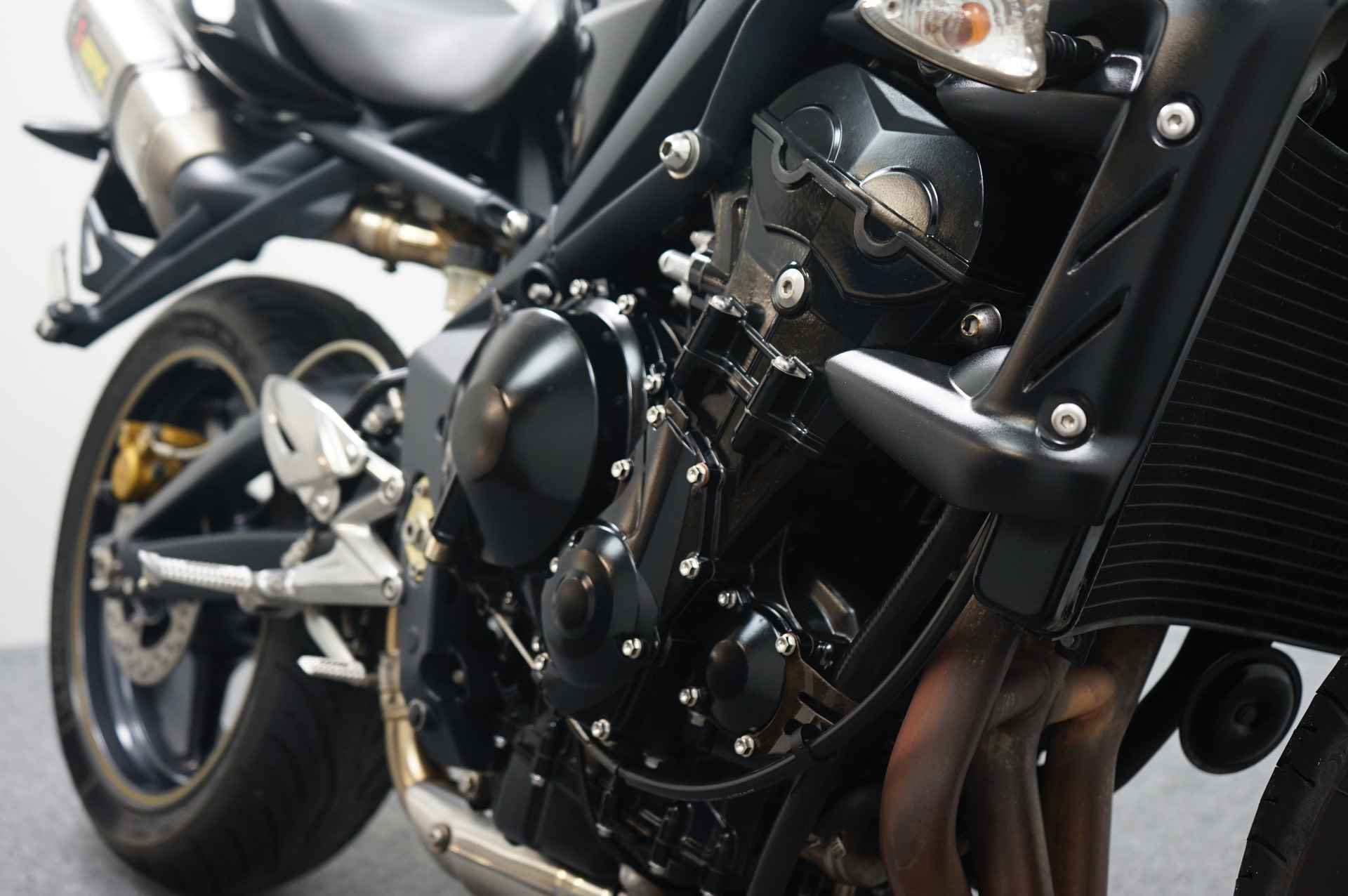 Triumph STREET TRIPLE 675 - 9/14