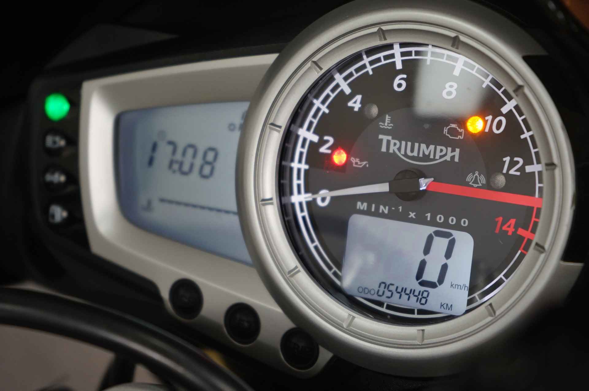 Triumph STREET TRIPLE 675 - 14/14