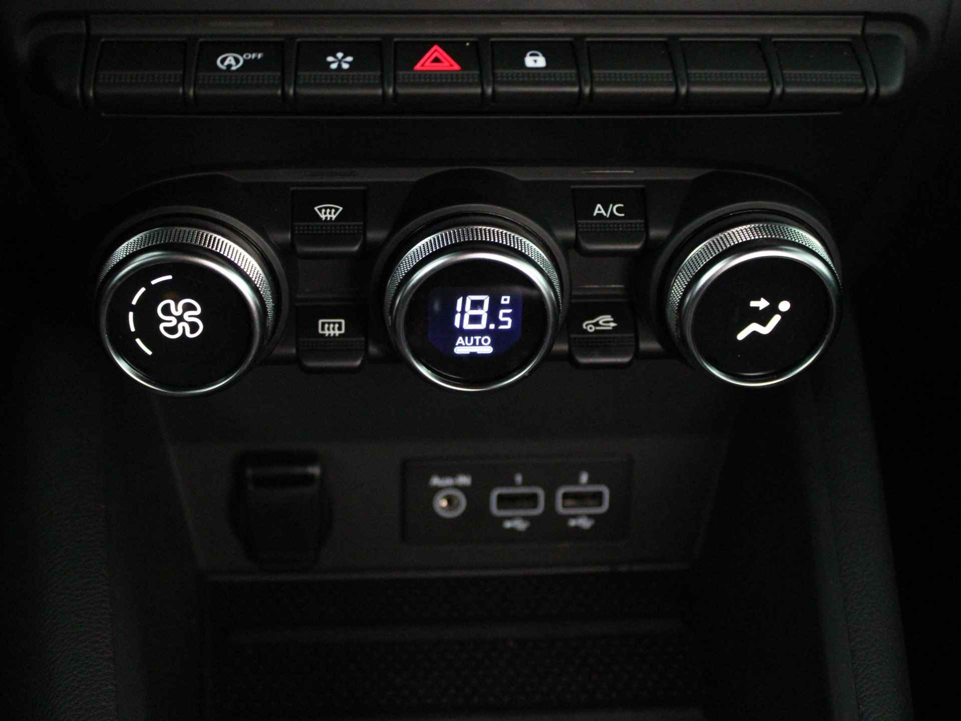 Renault Captur 1.3 Mild Hybrid 160 EDC Techno | Automaat | Navi 9,3" | Clima | Leder | Cruise | Trekhaak | LM velgen 18" | PDC V+A + Camera | Apple Carplay/Android Auto | NL-auto! - 47/51