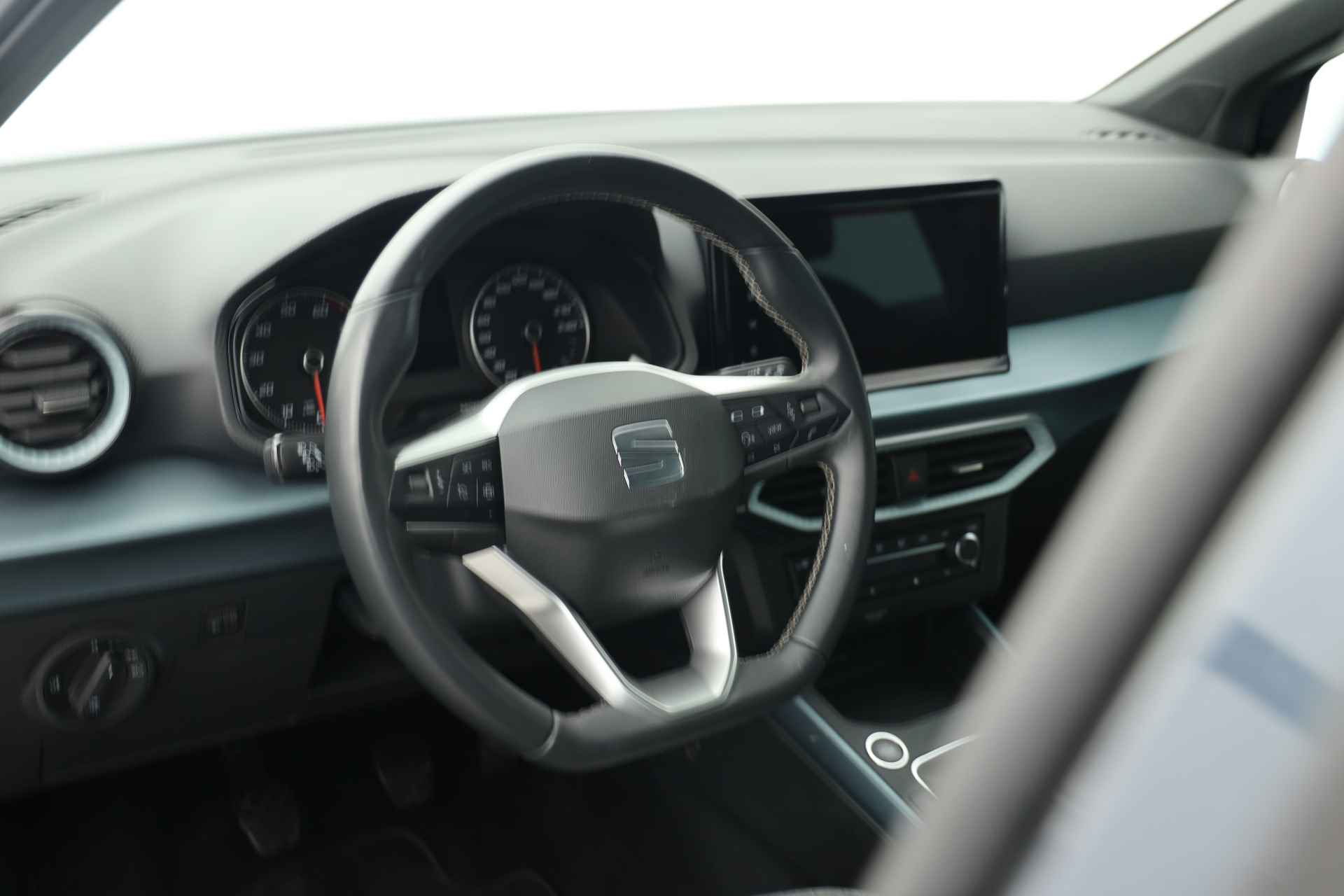 SEAT Arona 1.0 TSI Xperience | Navi | Cruise | Apple CarPlay | DAB | Stoelverw. - 4/31