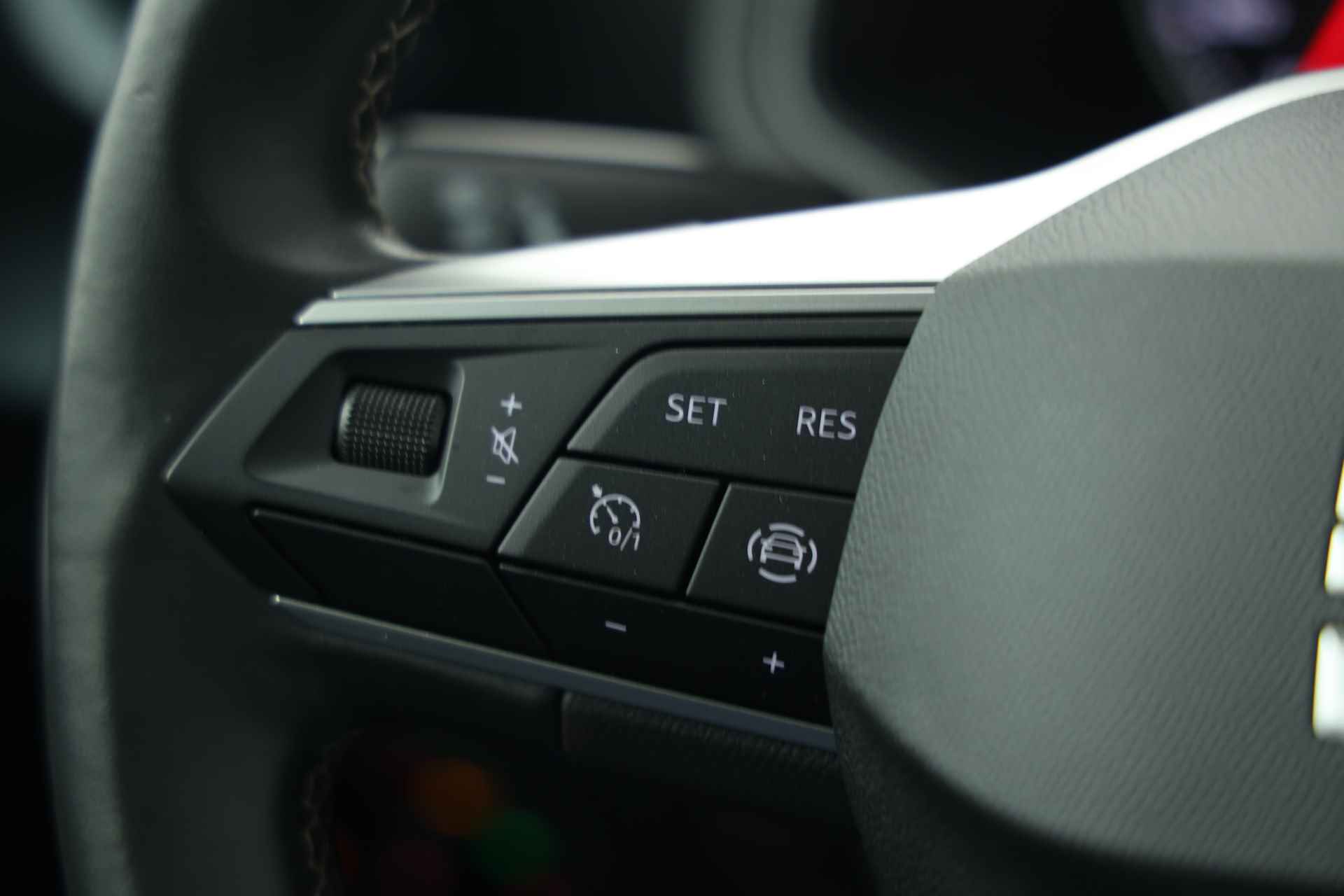 SEAT Arona 1.0 TSI Xperience | Navi | Cruise | Apple CarPlay | DAB | Stoelverw. - 9/31