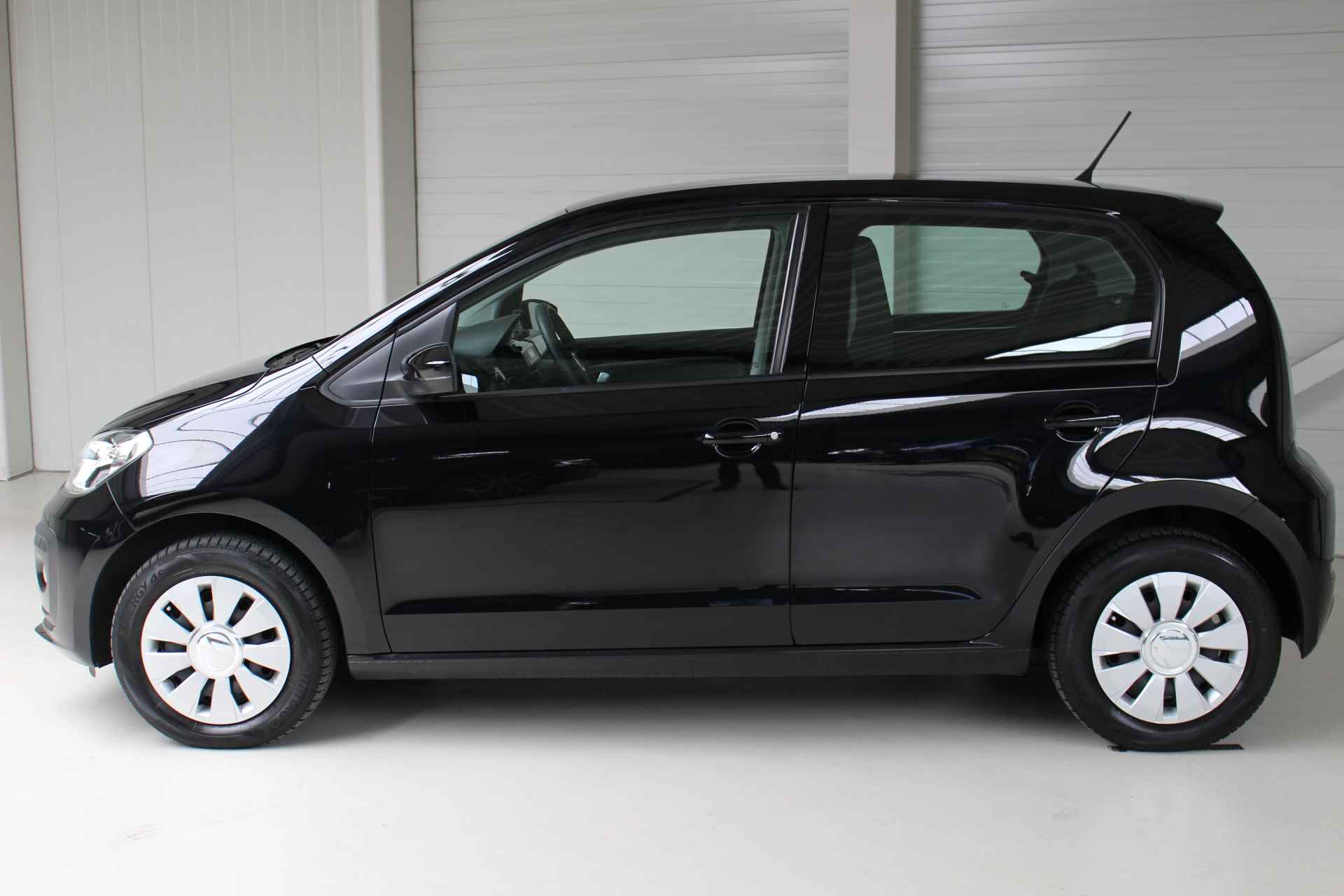 Volkswagen up! 1.0 Climate Control | Stoelverwarming | El. verstelbare spiegels | Bluetooth - 2/13