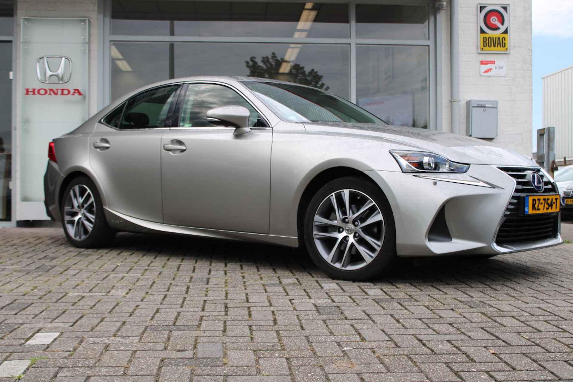 Lexus Is 300h Hybrid 223pk CVT Business Line - 13/47