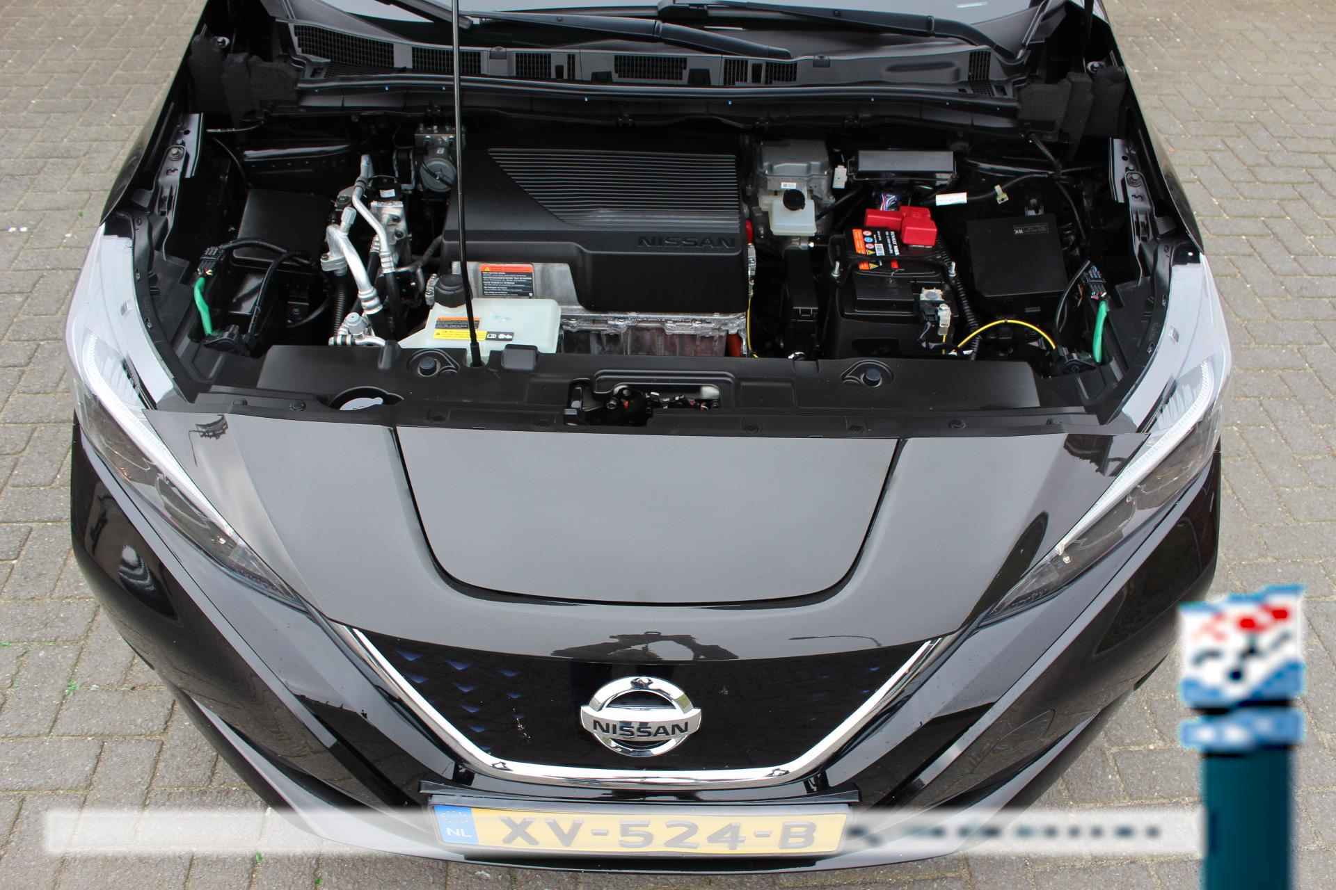 Nissan LEAF Acenta 40 kWh €2.000 subsidie mogelijk DAB snellader camera E pedal - 27/38