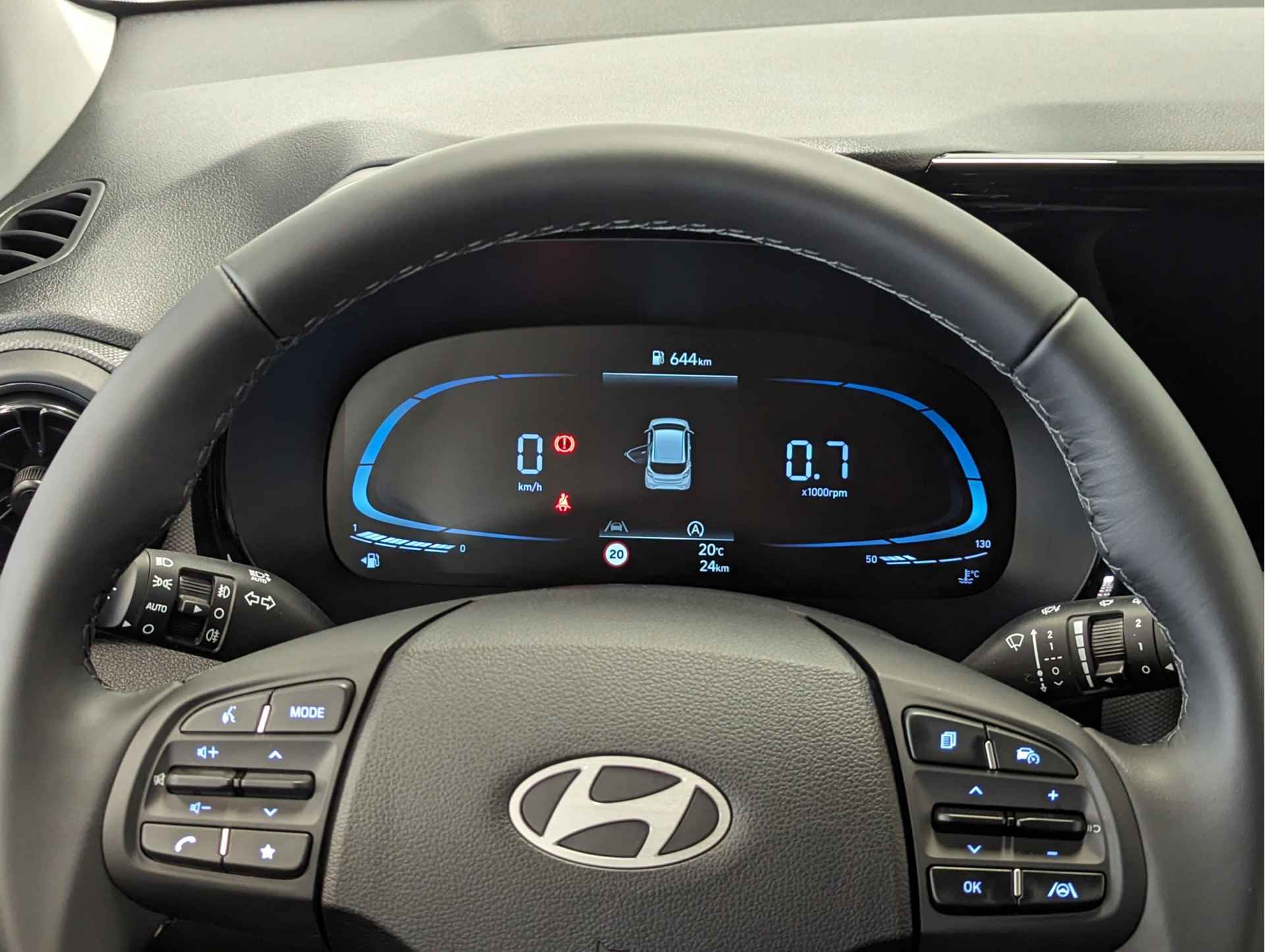 Hyundai i10 1.0 Comfort APPLE / ANDROID NAVIGATIE | AIRCO | BESCHIKBAAR VANAF 04-07-2024 - 23/42