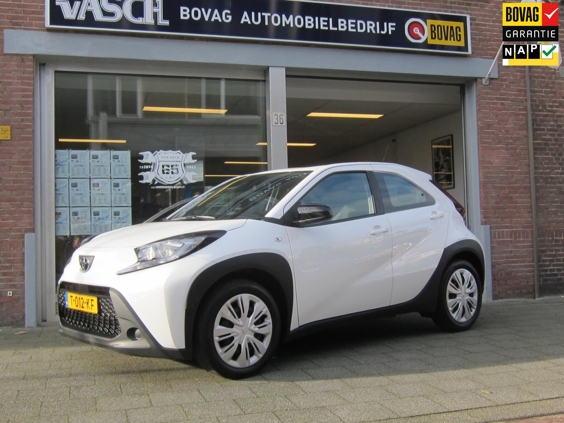 Toyota Aygo X 1.0 VVT-i MT Play All In Prijs Bovaggarantie Apple Carplay/Android-auto