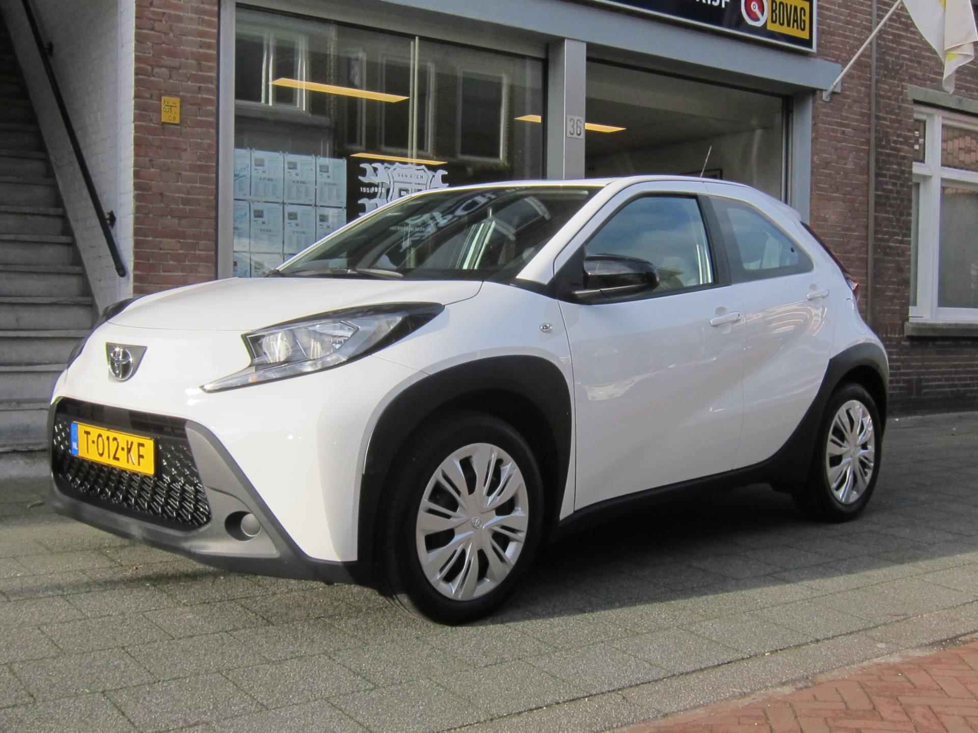 Toyota Aygo X 1.0 VVT-i MT Play All In Prijs Bovaggarantie Apple Carplay/Android-auto - 4/26