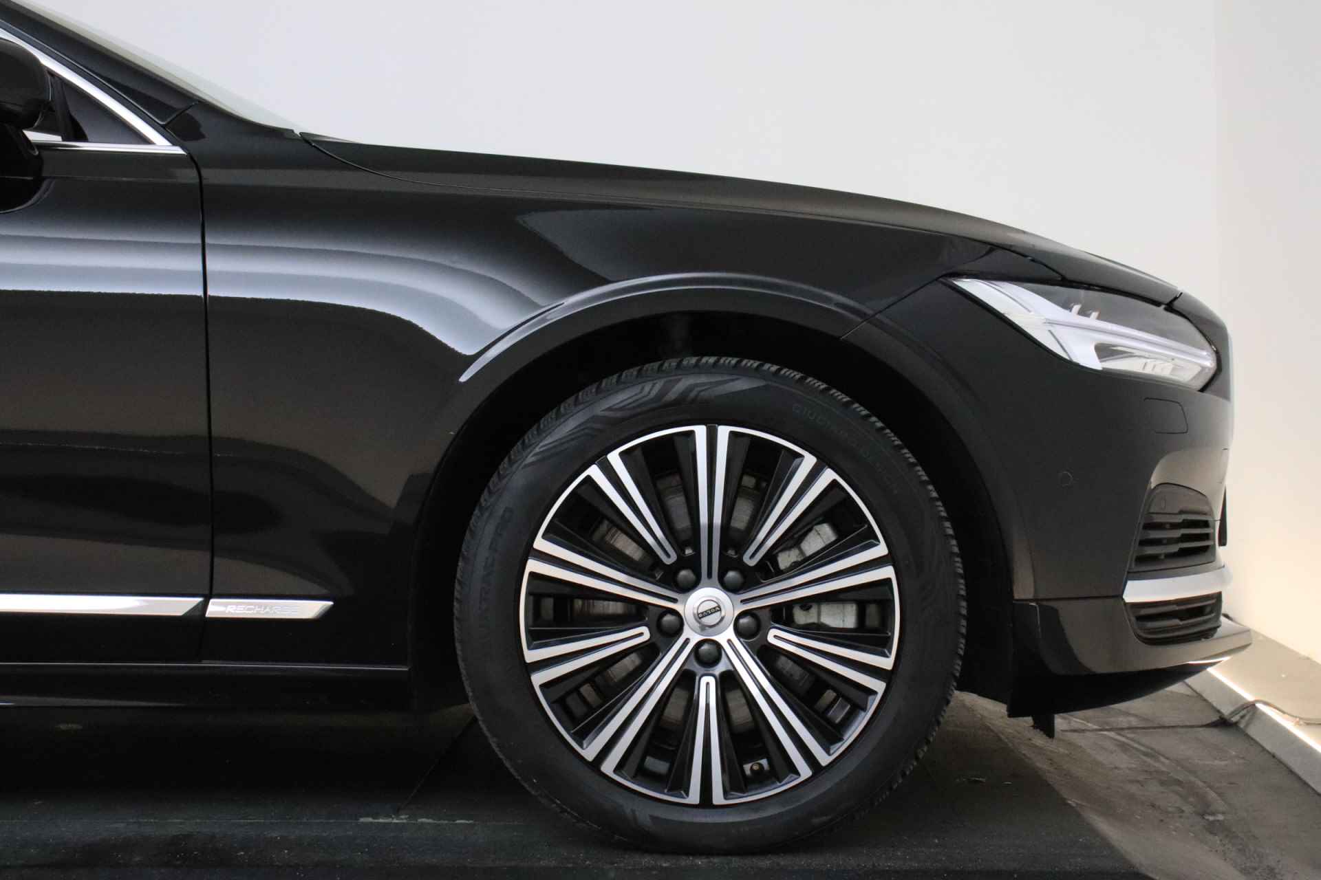 Volvo V90 T6 Aut. AWD Inscription | Panoramadak | 360º camera | Harman Kardon | Stoelverwarming en -ventilatie - 43/95