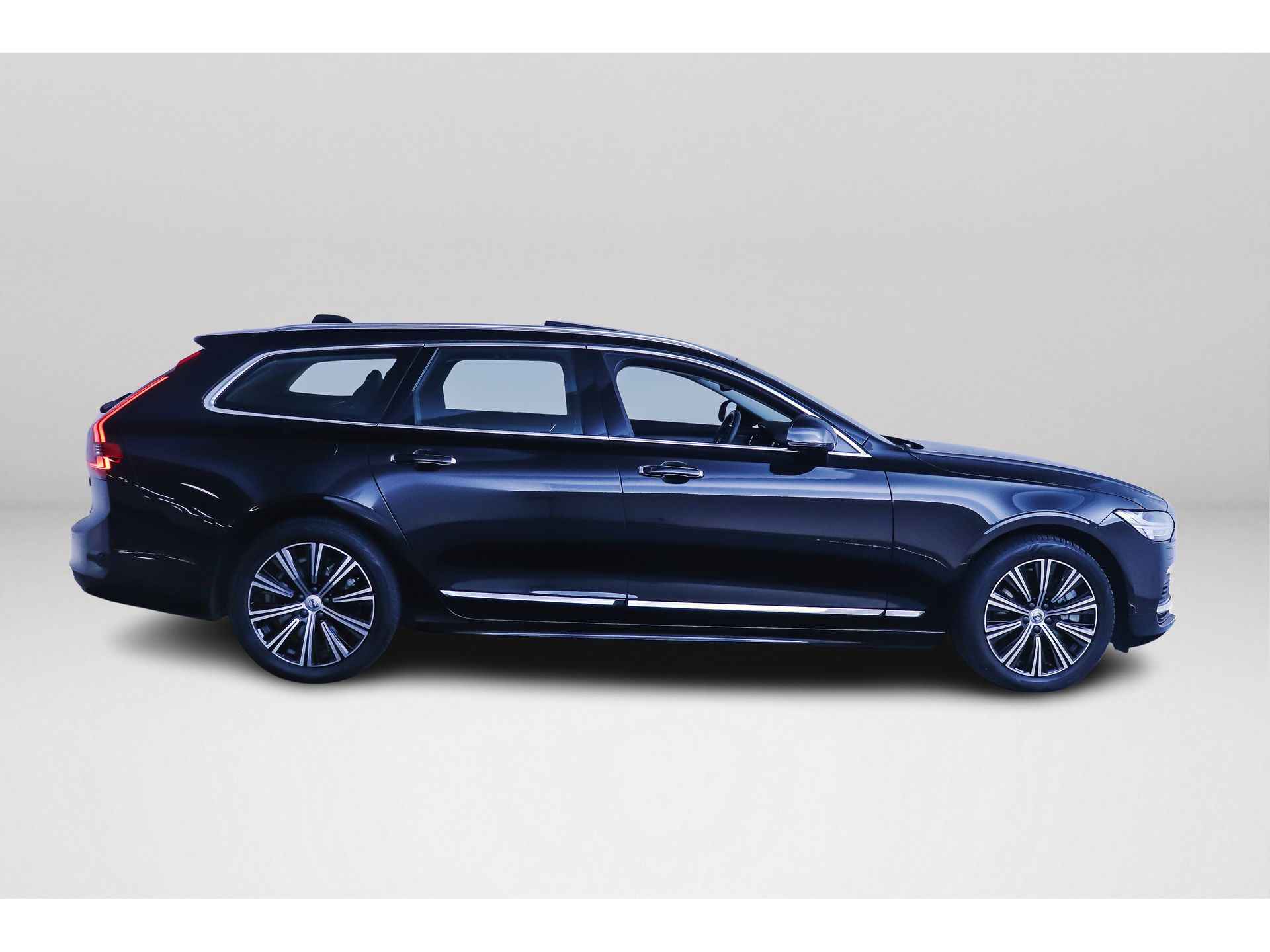 Volvo V90 T6 Aut. AWD Inscription | Panoramadak | 360º camera | Harman Kardon | Stoelverwarming en -ventilatie - 49/95