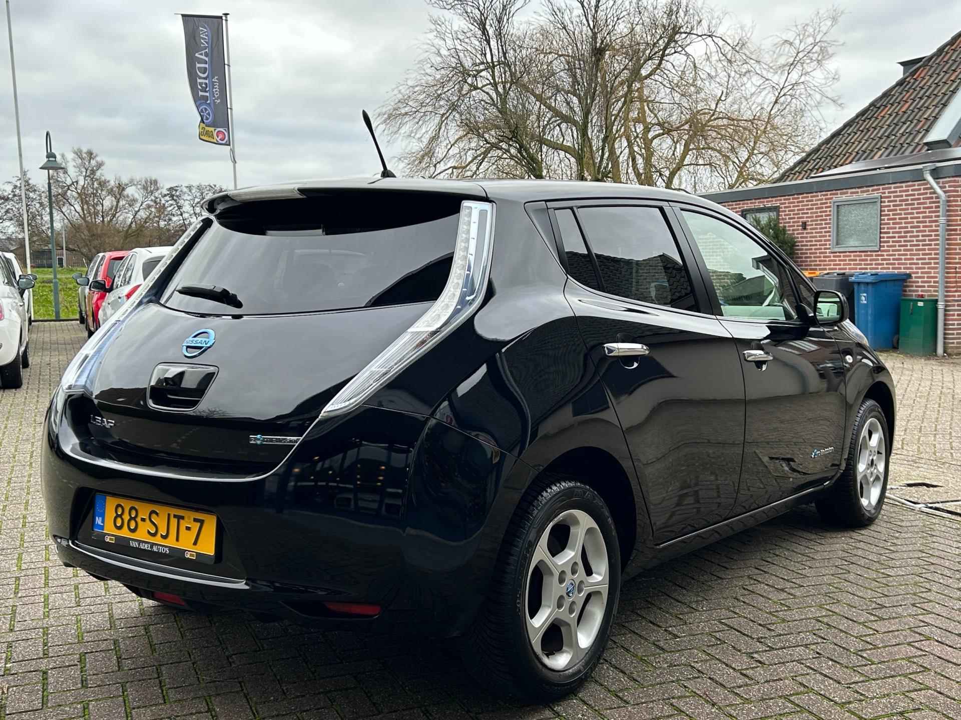 Nissan LEAF Base 24 kWh 5Drs Aut. Navi Clima Camera Cruise LM-Velgen NAP NL-Auto! - 4/30