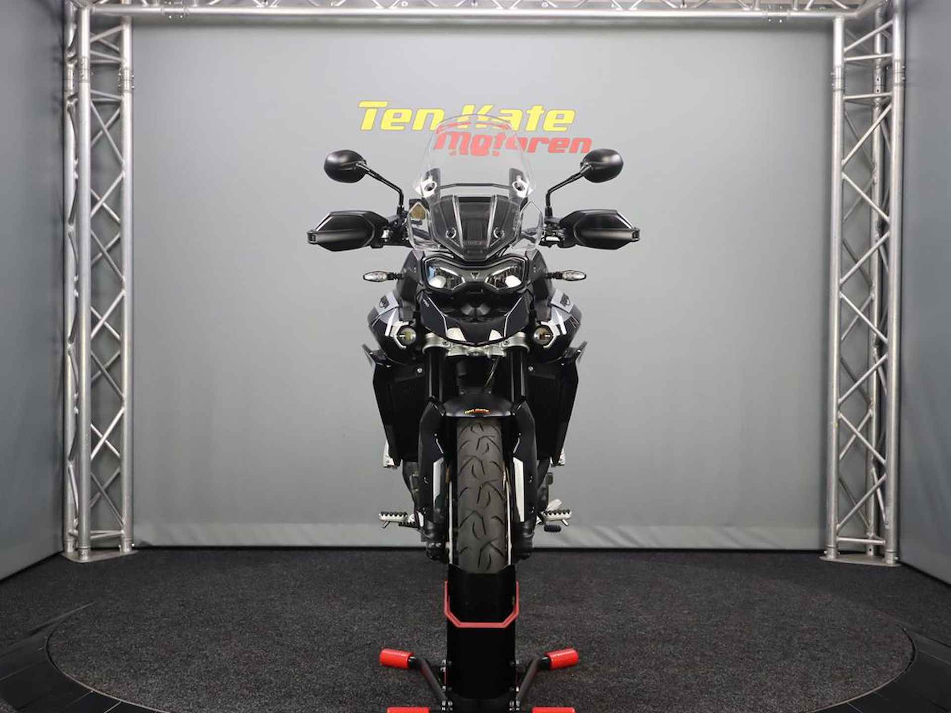 Triumph Tiger 900 GT Pro - 5/12