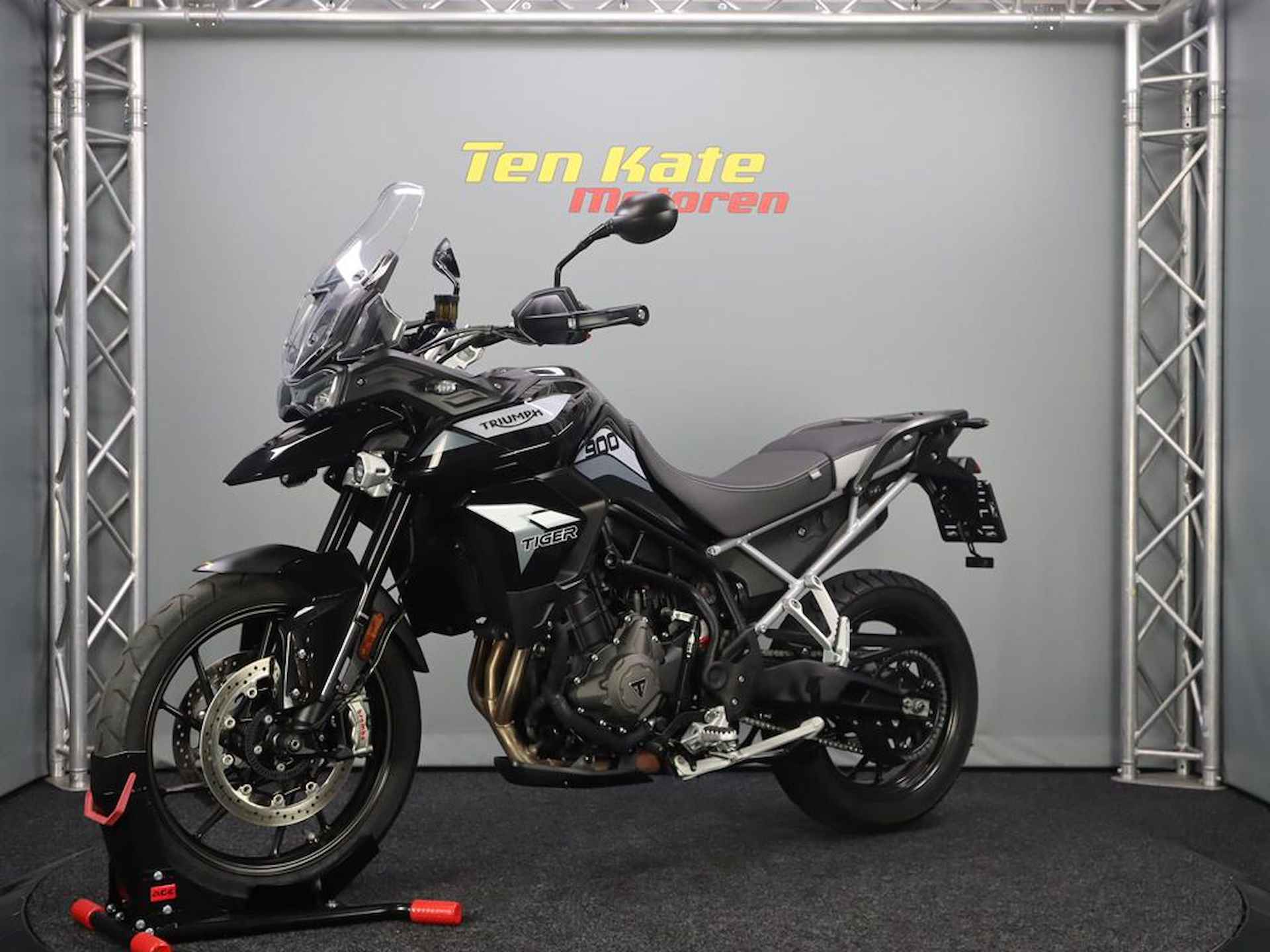 Triumph Tiger 900 GT Pro - 6/12