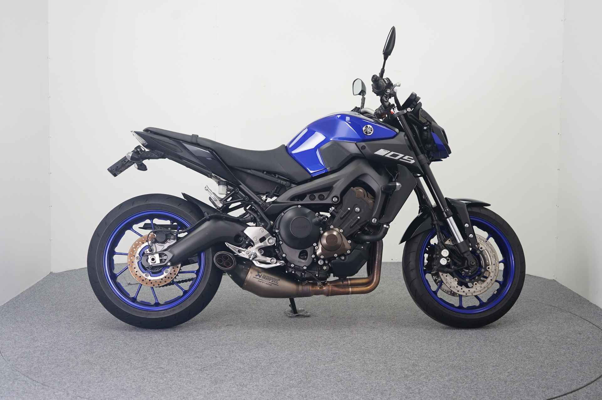 Yamaha MT-09 ABS - 1/17