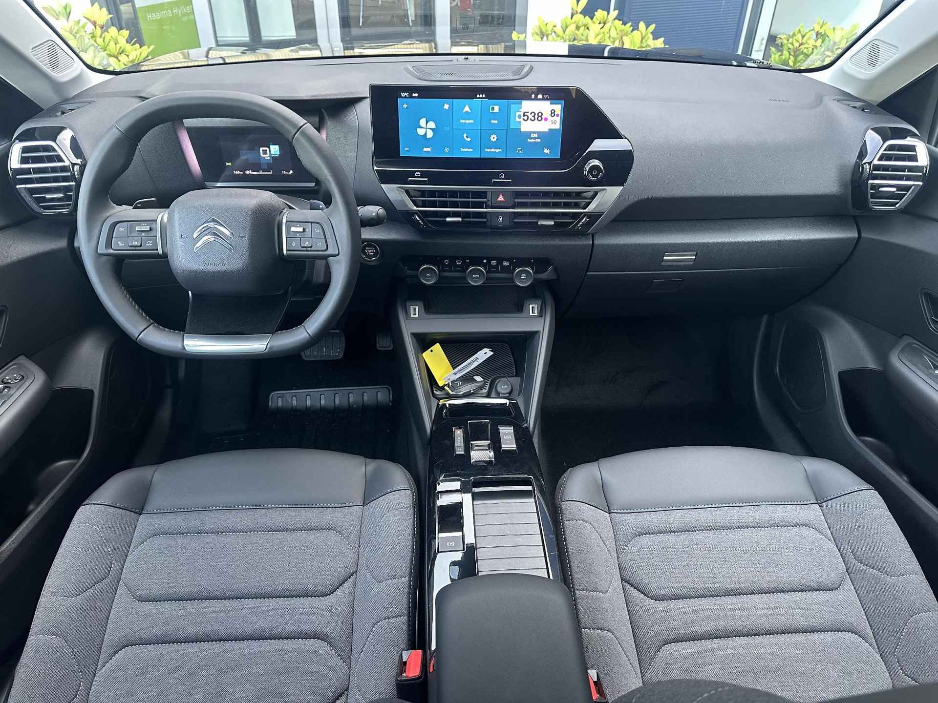 Citroen C4 1.2 Puretech Feel Pack | Automaat!! | Parkeercamera/-sensoren | Keyless Entry/Start | Full LED | Comfort Stoelen | Navigatie | Apple Carplay/Android Auto | Cruise Control | - 12/33