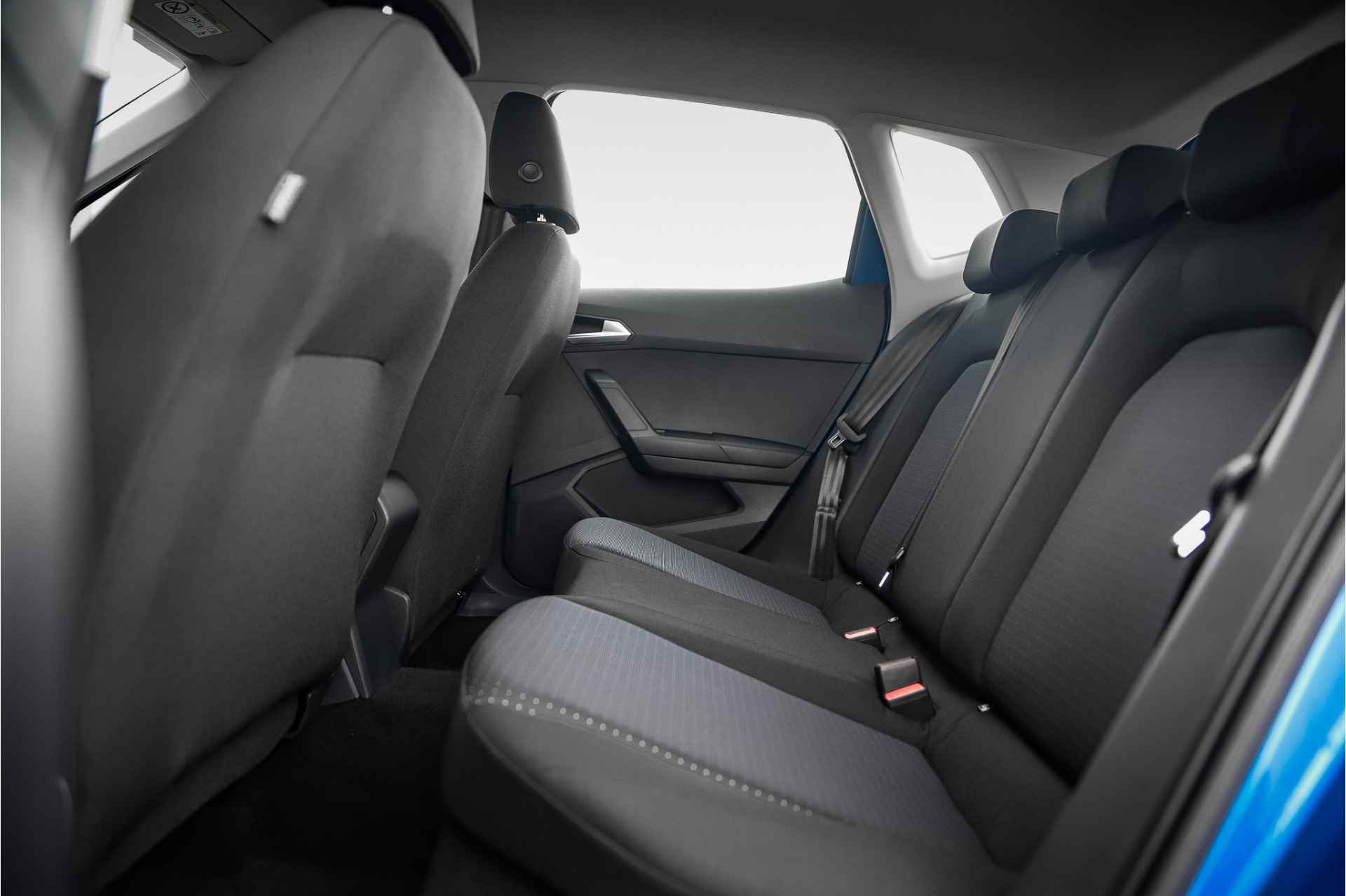 SEAT Arona 1.0 TSI Style | LED | Sensoren | Climate Control | Carplay | - 19/40