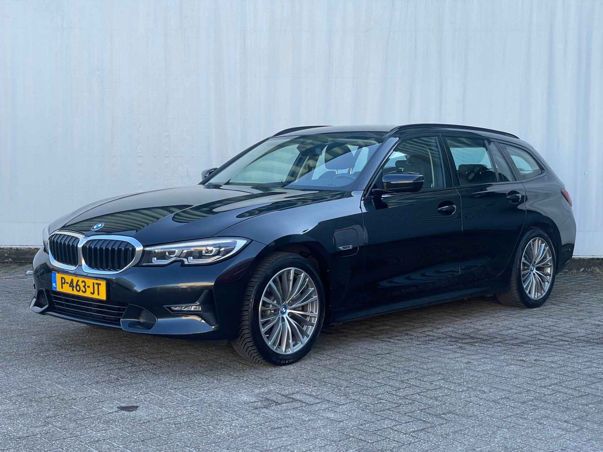 BMW 3 Serie Touring 320e Business Ed. Plus/ Sportline/ leder/18"vlg - 2/26