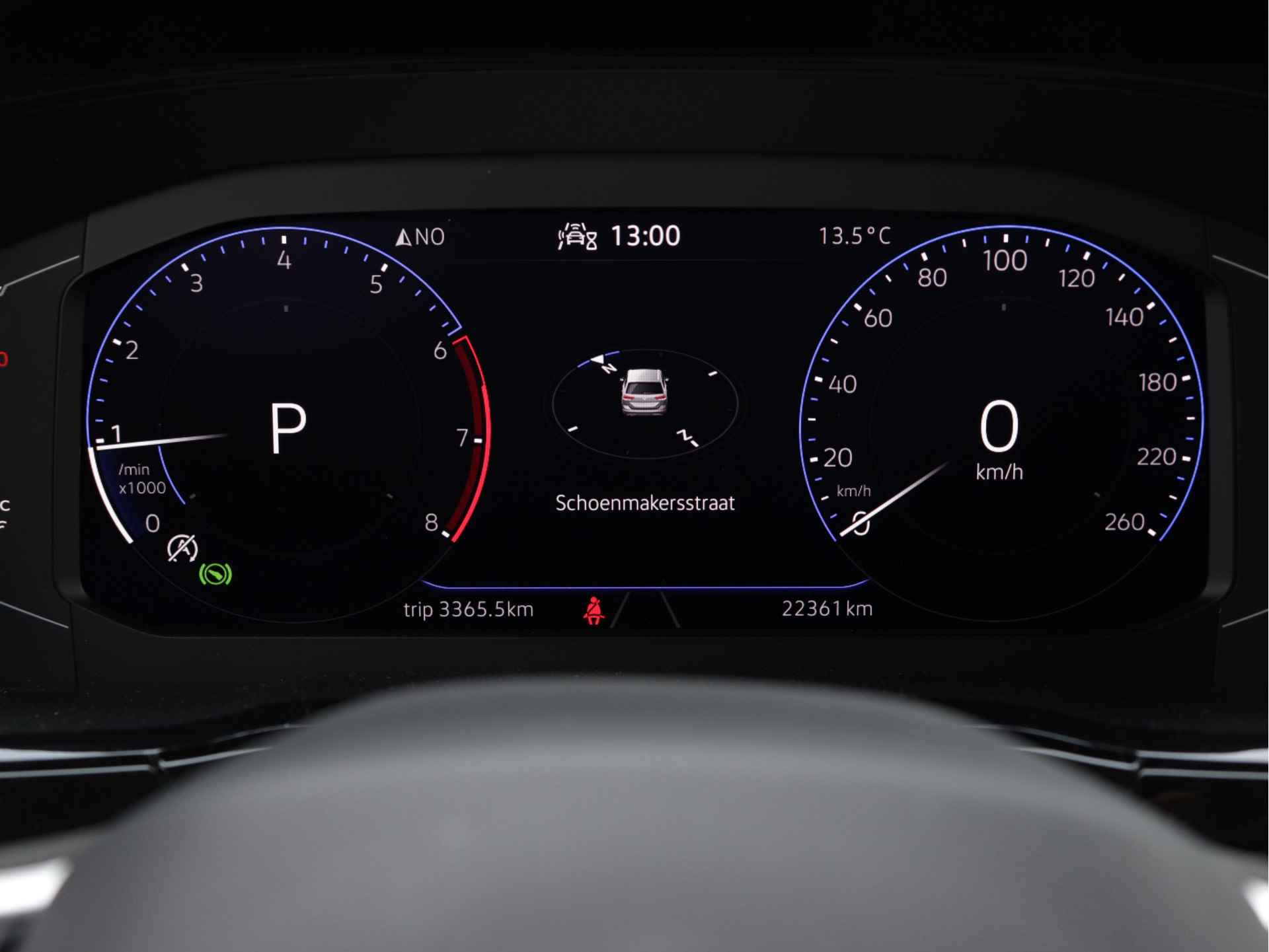 Volkswagen Touran 1.5 TSI Highline Business R 7p 150pk Automaat | R-Line | Dodehoekdetectie | Spiegel pakket | 18" Velgen | Navigatie - 11/46