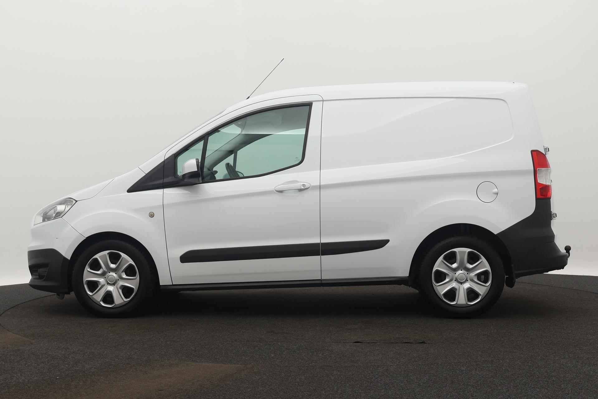 Ford Transit Courier 1.5 TDCI Trend | Airco | Navigatie | Cruise control | Parkeersensoren achter| Volledig tussenschot | - 8/29