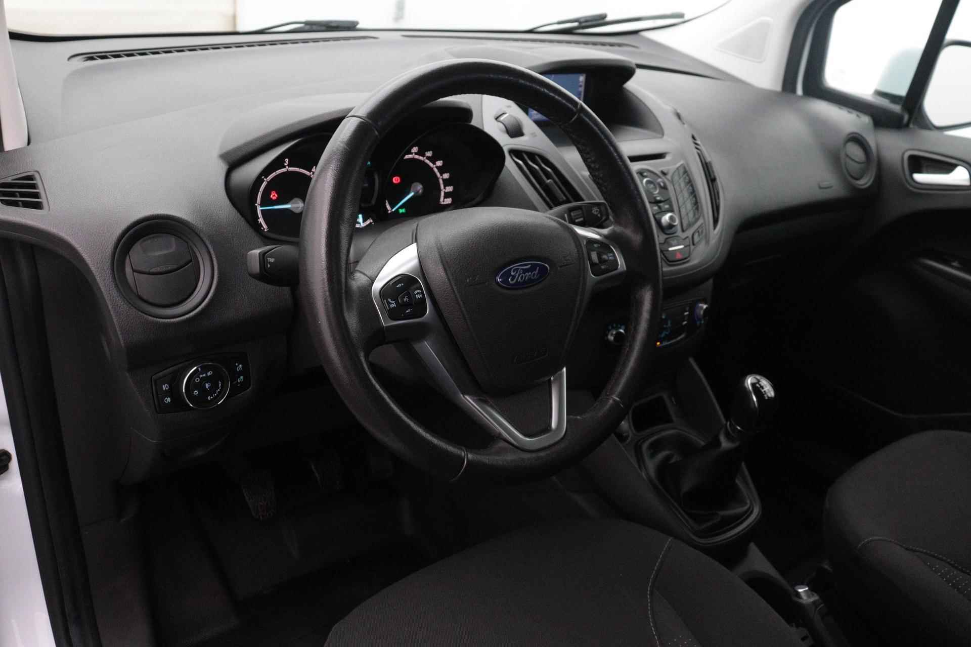 Ford Transit Courier 1.5 TDCI Trend | Airco | Navigatie | Cruise control | Parkeersensoren achter| Volledig tussenschot | - 18/29