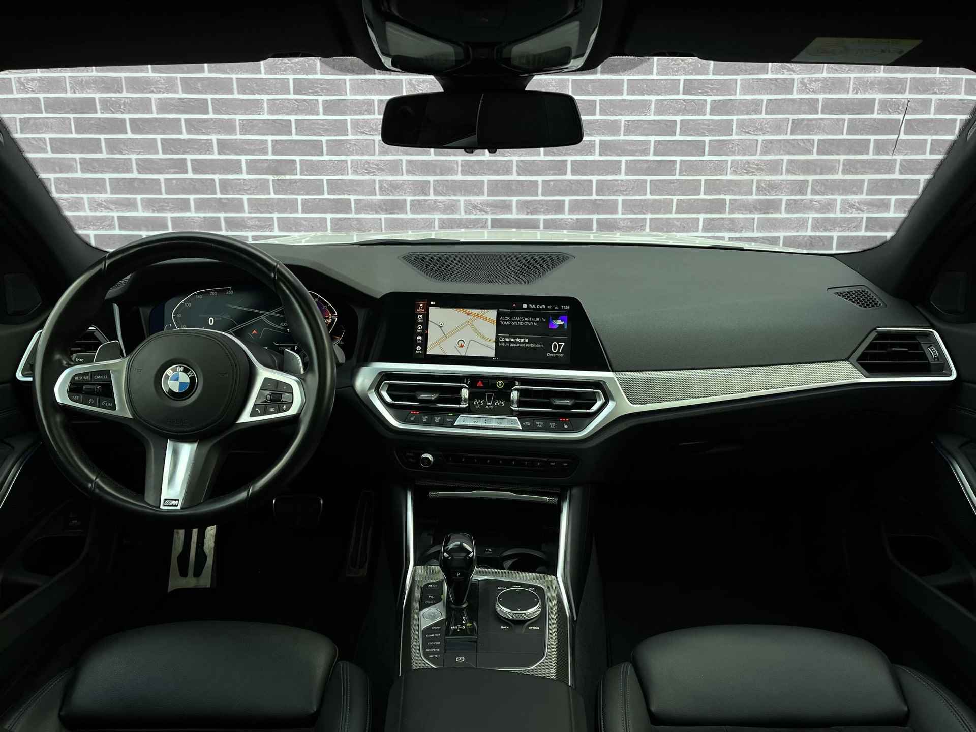 BMW 3-serie Touring 320i High Executive | M Sport | Volledig Dealer Onderhouden | Laser Licht | Panoramadak | Head Up | Adaptive Onderstel | Cruise Control | Navi | Apple Carplay & Android Auto | PDC - 3/41