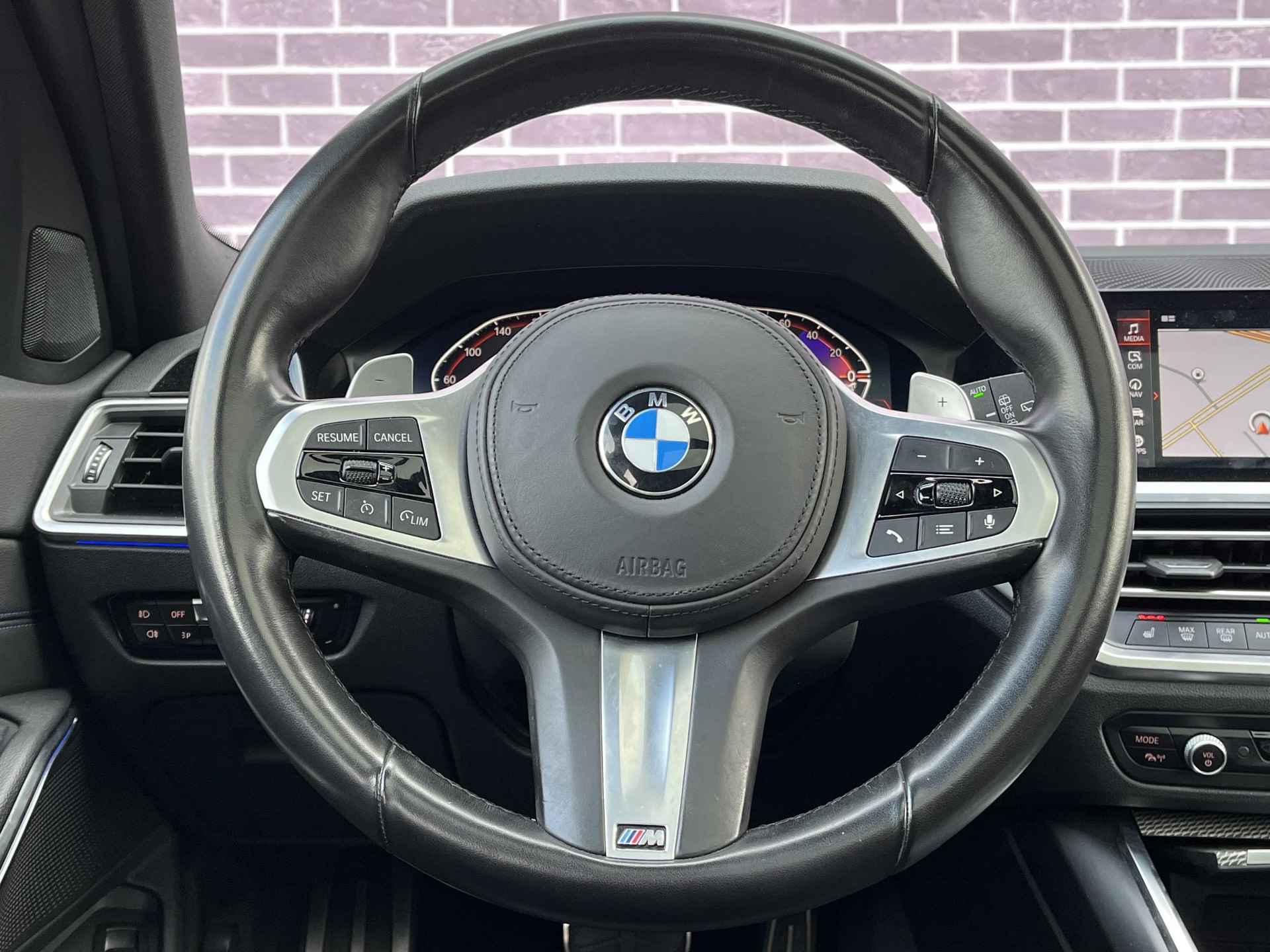 BMW 3-serie Touring 320i High Executive | M Sport | Volledig Dealer Onderhouden | Laser Licht | Panoramadak | Head Up | Adaptive Onderstel | Cruise Control | Navi | Apple Carplay & Android Auto | PDC - 9/41