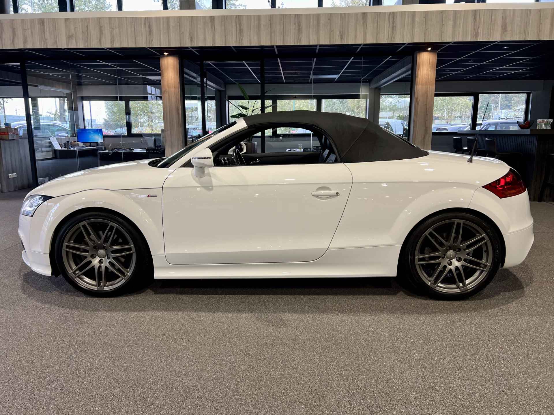 Audi TT Roadster 1.8 TFSI Pro Line S-Line Leder | Bose | Navigatie | Stoelverwarming | Nieuwstaat - 35/47