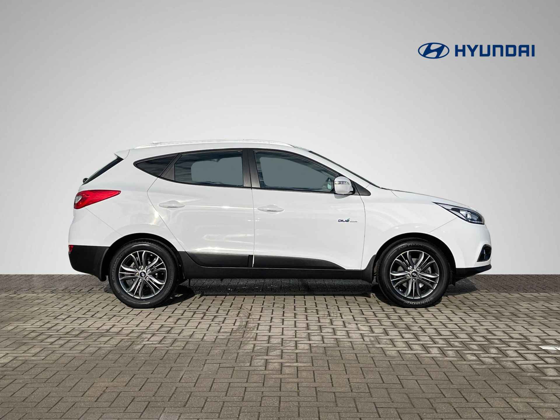 Hyundai ix35 1.6i GDI Go! | Navigatie | Camera | Stoelverwarming | ½ Leder | Park. Sensor | Cruise & Climate Control | Rijklaarprijs! - 3/29