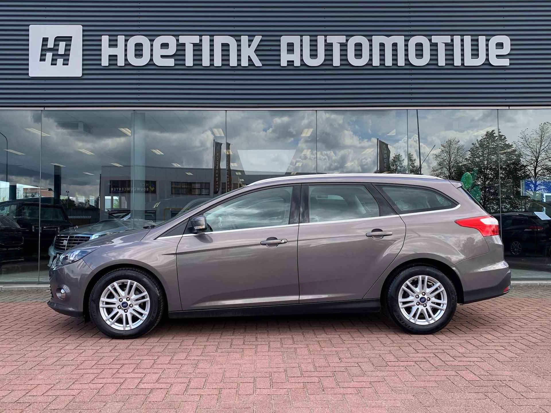 Ford Focus Wagon 1.0 EcoBoost Edition Plus | Trekhaak | Clima - 5/25