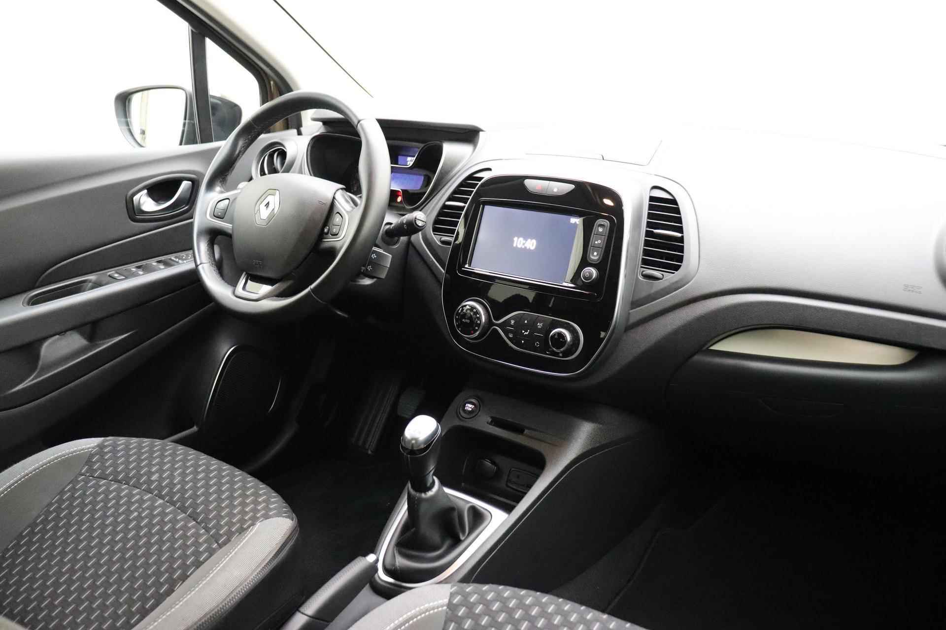 Renault Captur 0.9 TCe Intens | Navigatie | Climate control | Parkeersensoren | Getint glas | Lichtmetalen velgen | Cruise control - 4/27