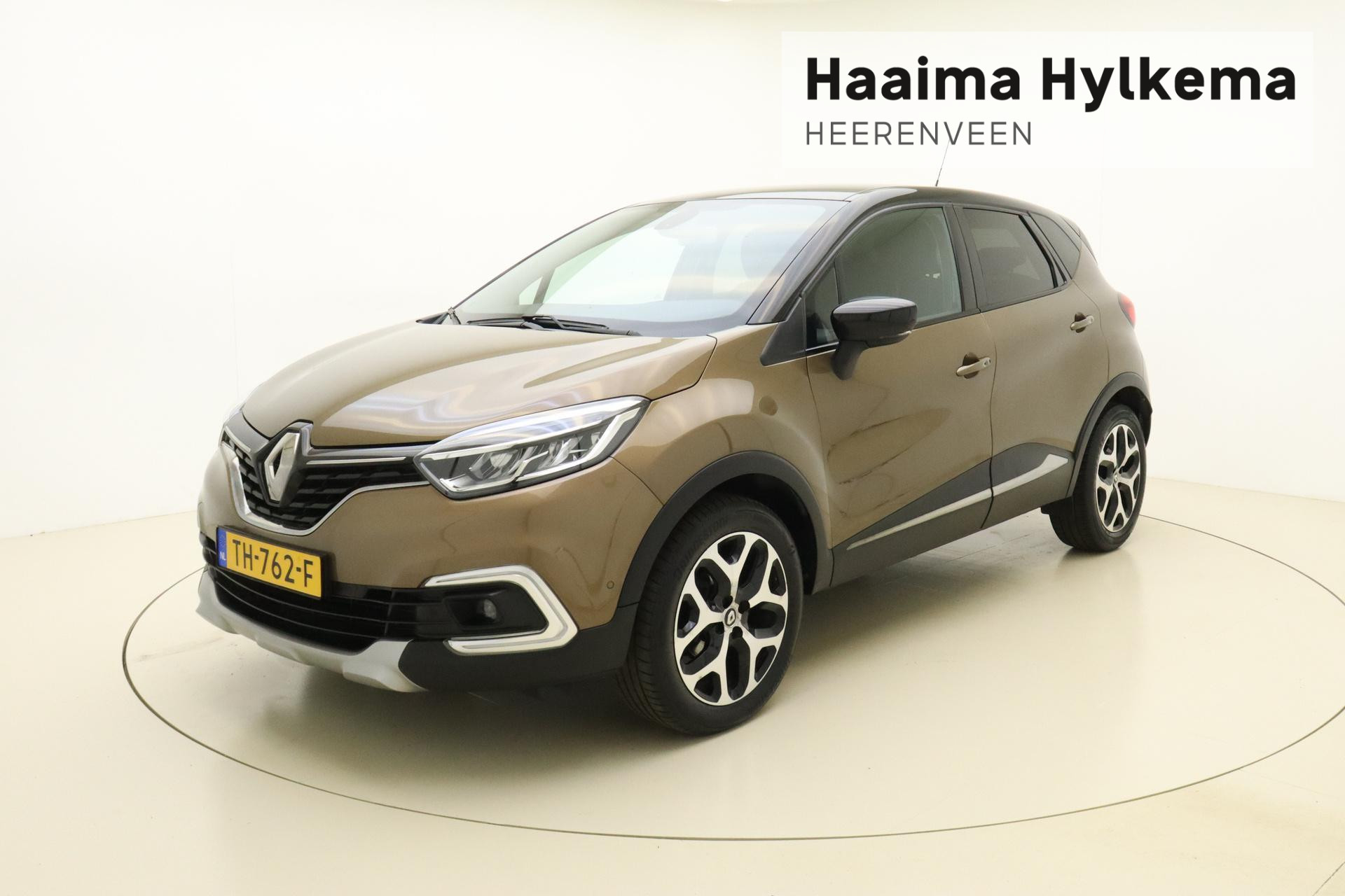 Renault Captur 0.9 TCe Intens | Navigatie | Climate control | Parkeersensoren | Getint glas | Lichtmetalen velgen | Cruise control