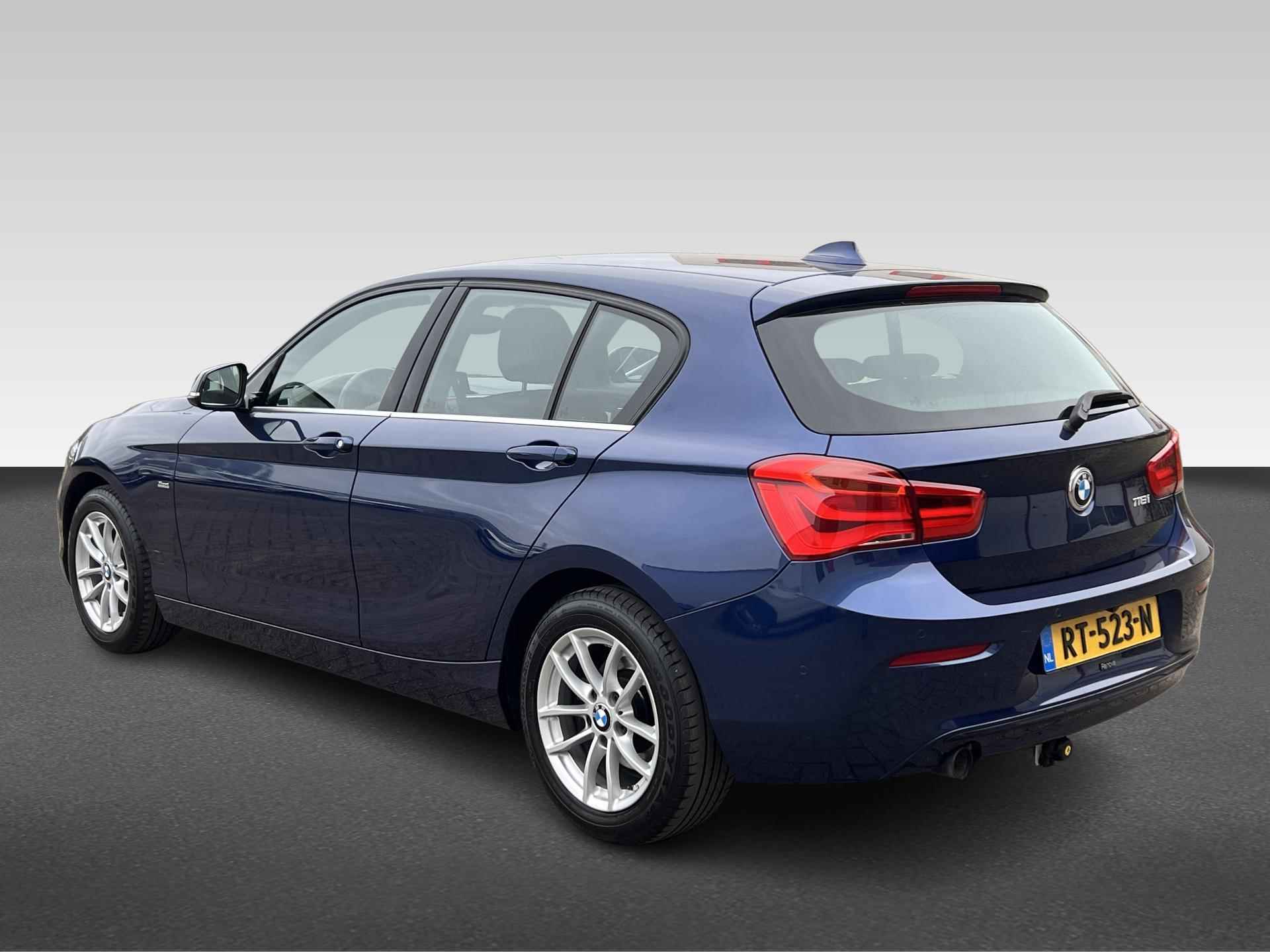 BMW 1-serie 118i Executive Dealer onderhouden | sportstoelen | LED | trekhaak - 3/29