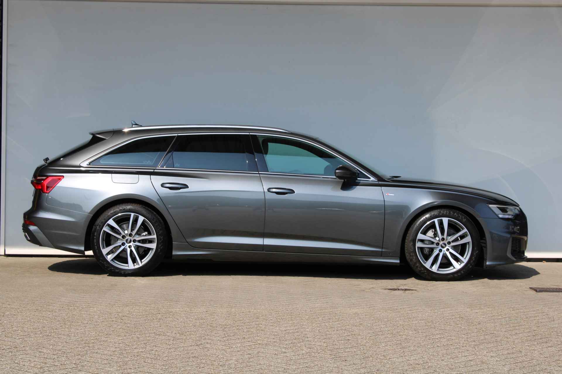 Audi A6 Avant 45 TFSI S edition 19inch/ S-Line/ Elektr. achterklep / LED / Half leder sportstoelen incl geheugen - 5/43