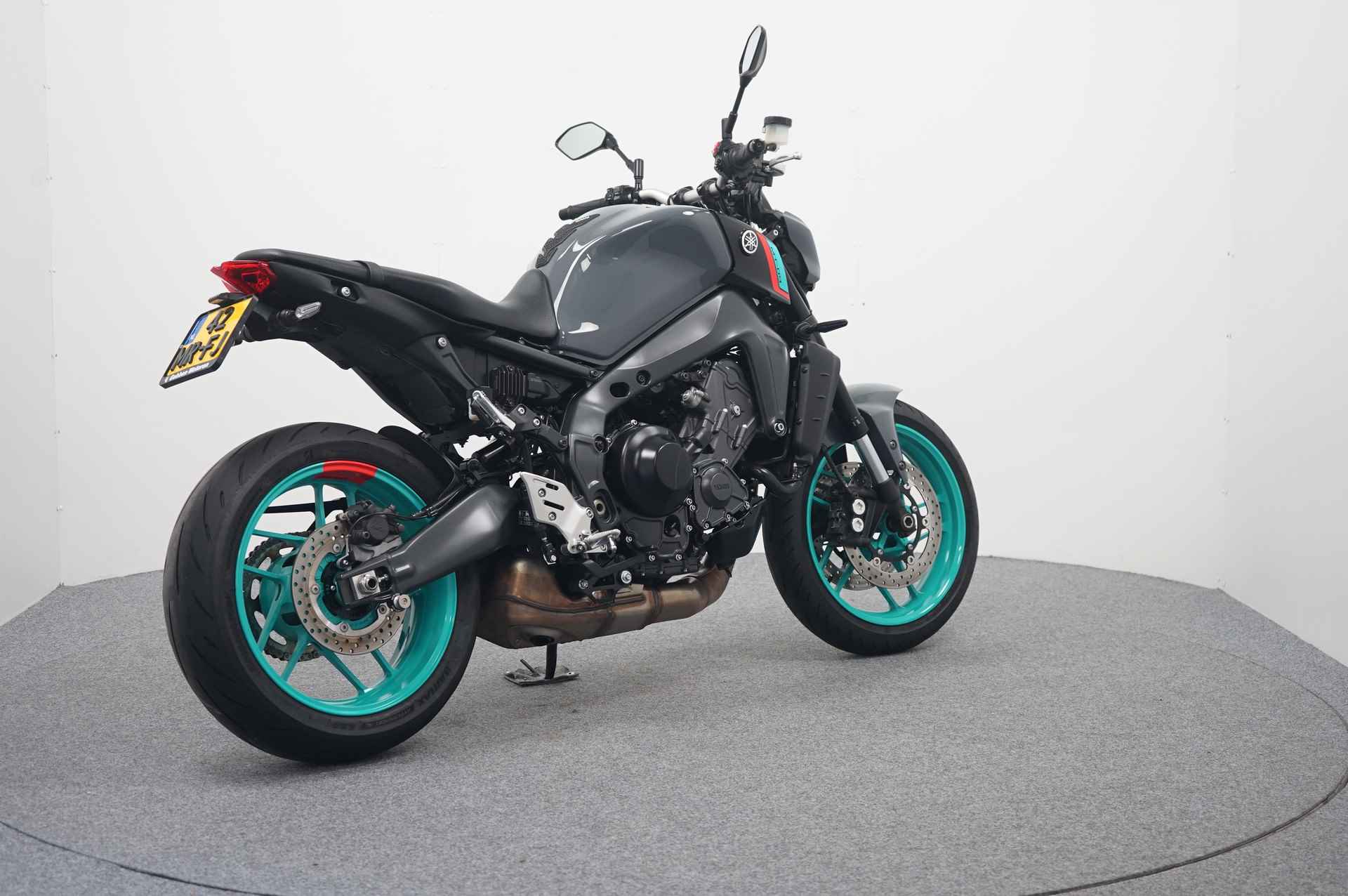 Yamaha MT-09 ABS - 8/17