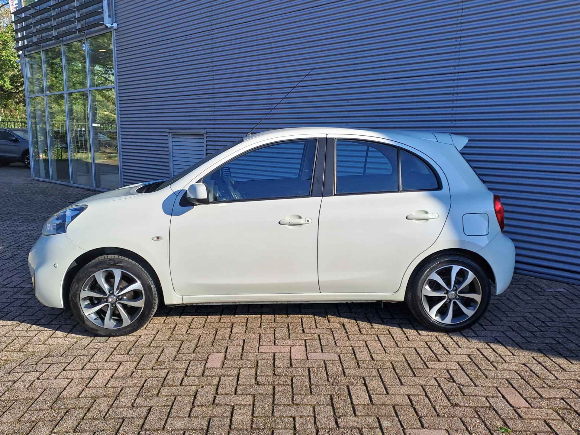 Nissan Micra 1.2 DIG-S Connect Edition 98 PK Navigatie | Climate | Cruise | Parkeersensoren - 2/28