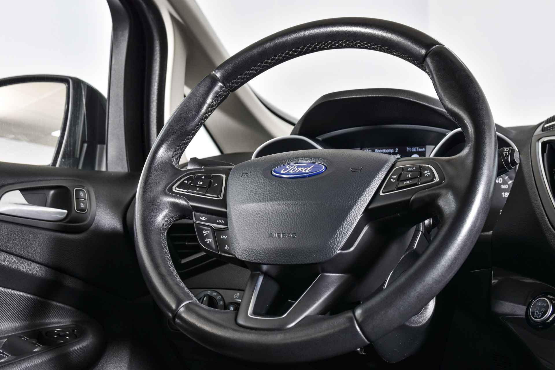 Ford Grand C-Max 1.0 125 PK Titanium 7p. | Cruise | PDC | NAV + App. Connect | ECC | LM 16" | - 11/50