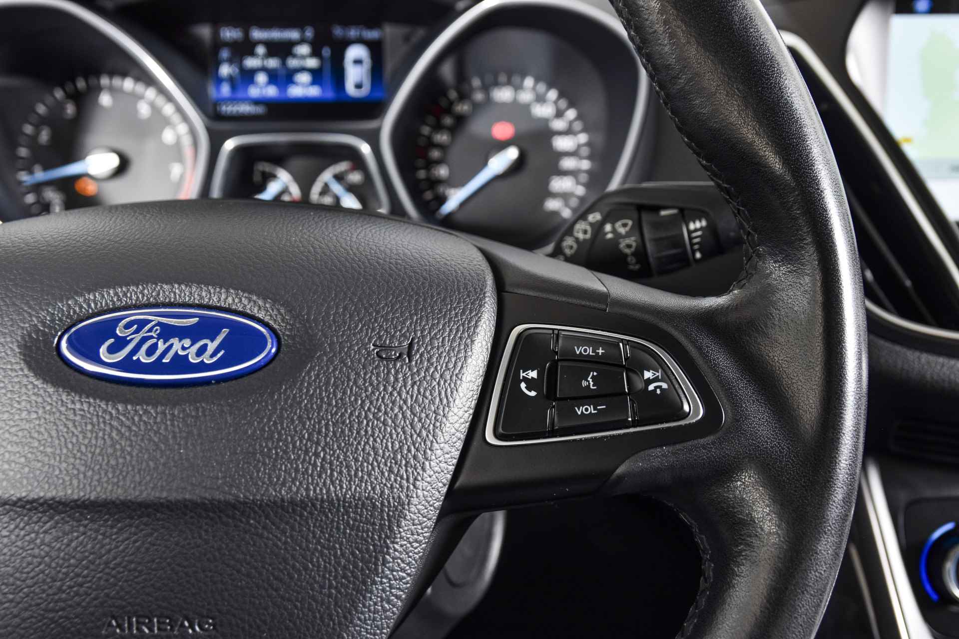 Ford Grand C-Max 1.0 125 PK Titanium 7p. | Cruise | PDC | NAV + App. Connect | ECC | LM 16" | - 40/50