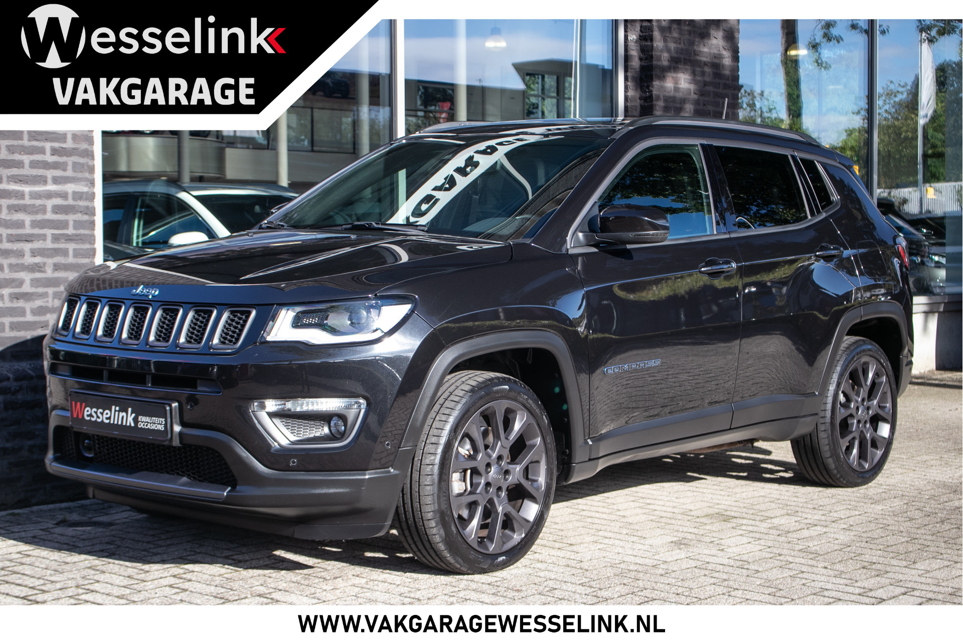 Jeep Compass 4xe 240 Plug-in Hybrid Electric S - All-in rijklrprs | Leder | Trekhaak | Schuifdak