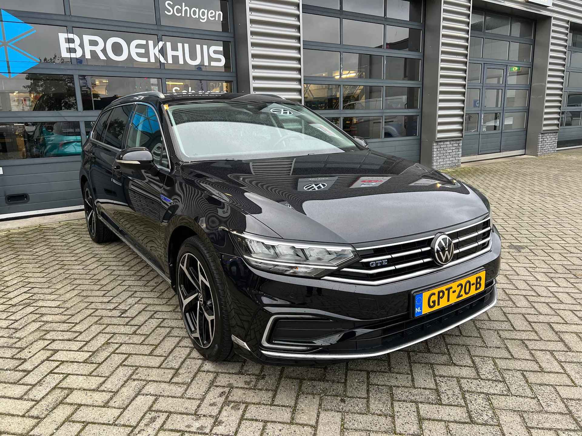 Volkswagen Passat Variant 1.4 TSI 204 pk PHEV GTE Business | Trekhaak elektrisch uitklapbaar | Navigatie | Elektrische achterklep | - 5/39