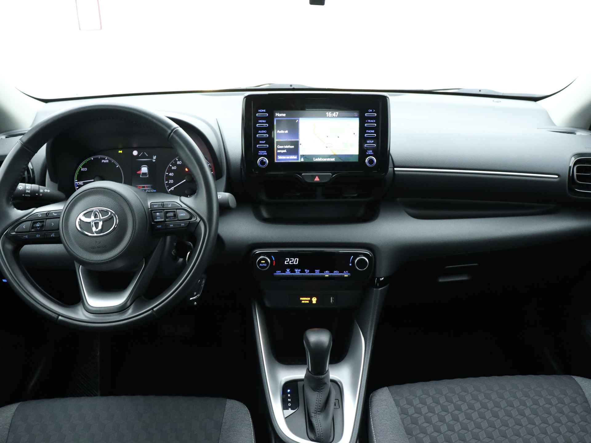 Toyota Yaris 1.5 Hybrid Active | Navigatie | Climate Control | Apple Carplay/Android Auto | - 6/41