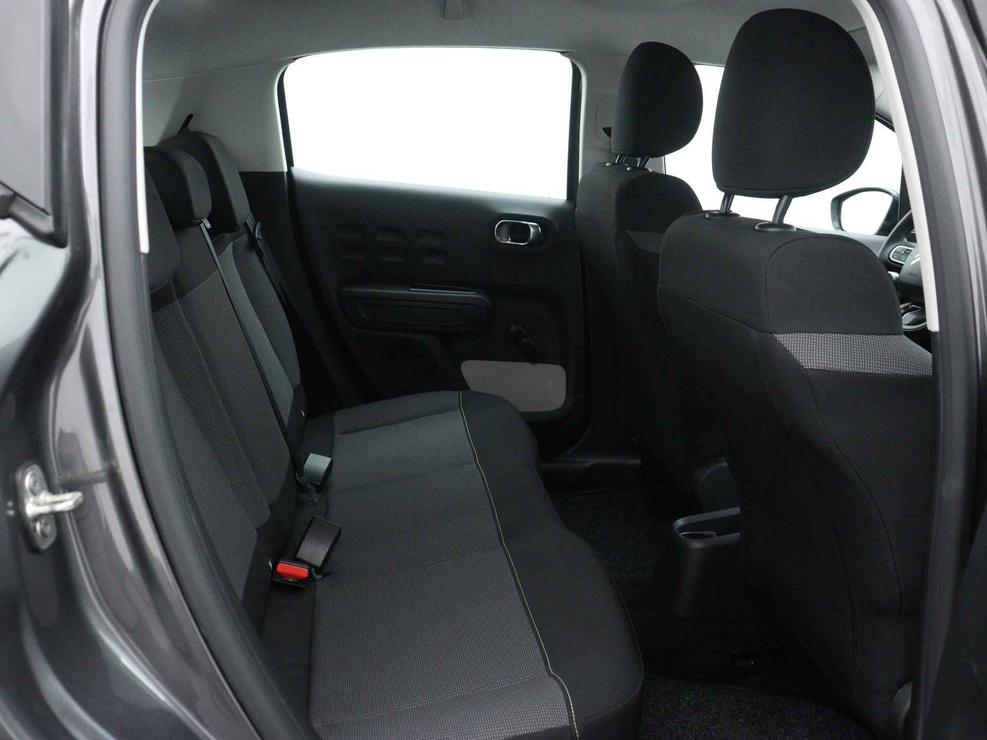 Citroen C3 Feel Edition 82pk | Navigatie | Climate Control | Cruise Control | Parkeersensoren | Apple Carplay / Android Auto | Bluetooth | Automatisch dimlicht | Regensensor | Afwijkende dakkleur | - 15/32